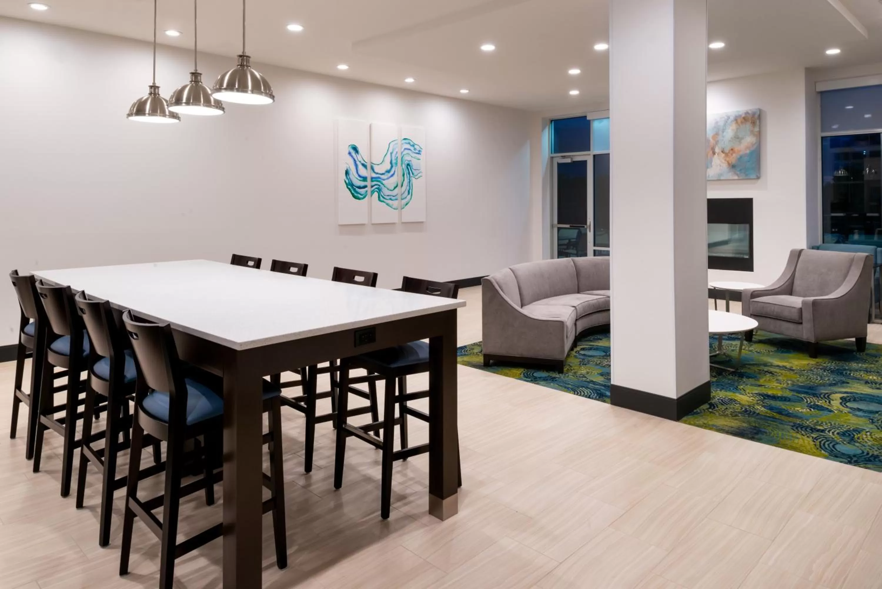 Property building in Holiday Inn & Suites - Farmington Hills - Detroit NW by IHG