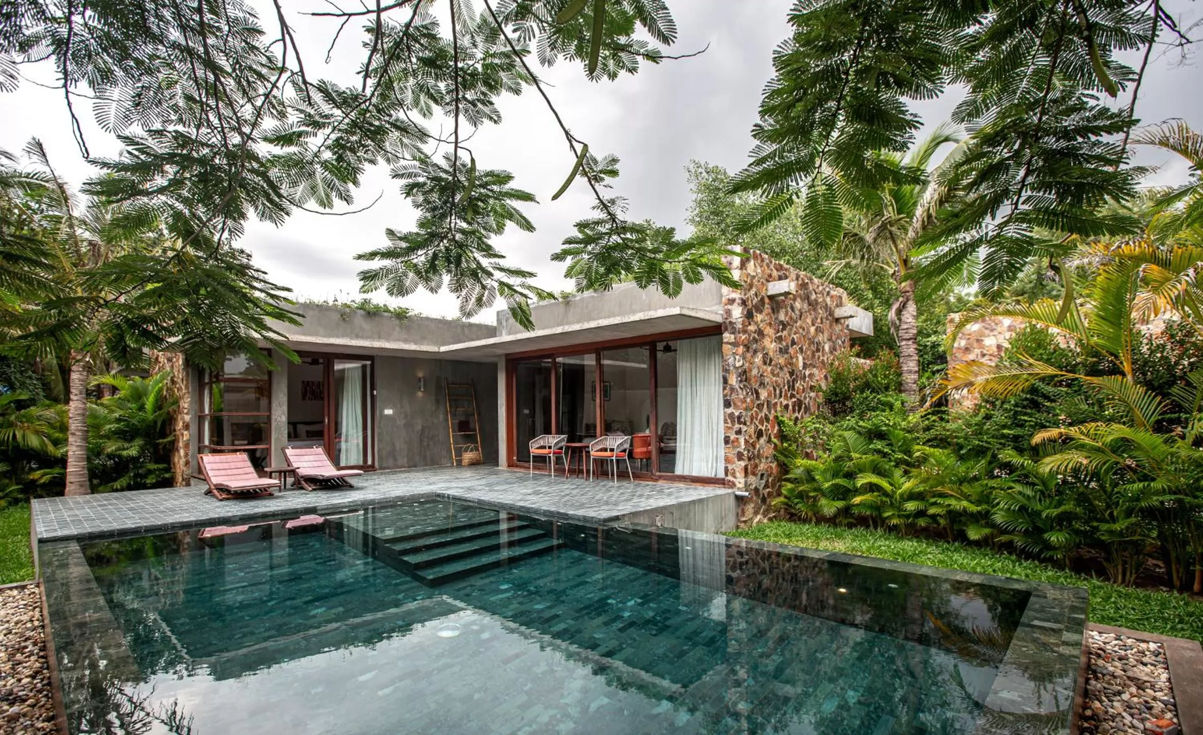 Swimming pool in Templation Hotel