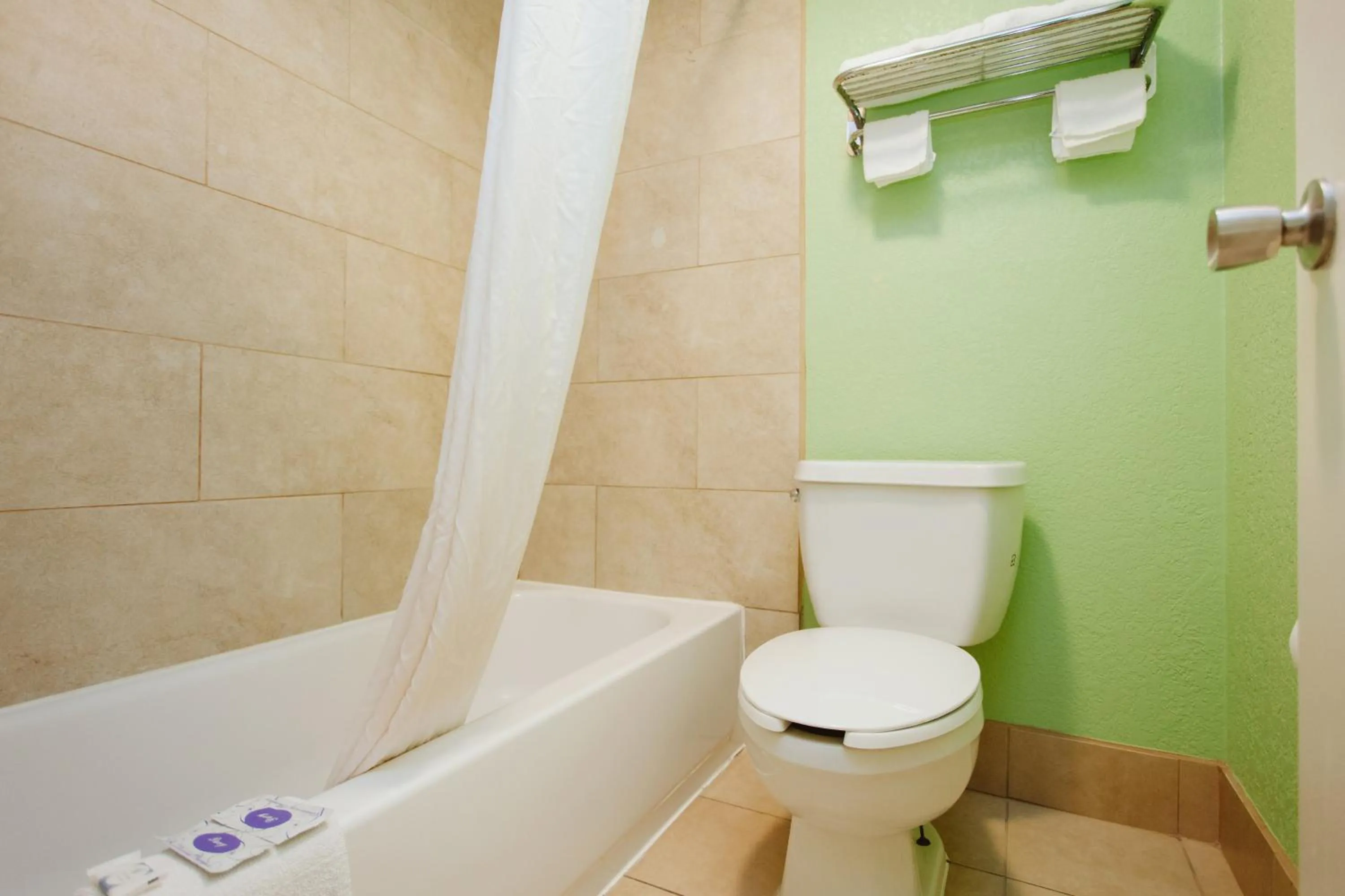 Property building in REGENCY INN - CHANNELVIEW