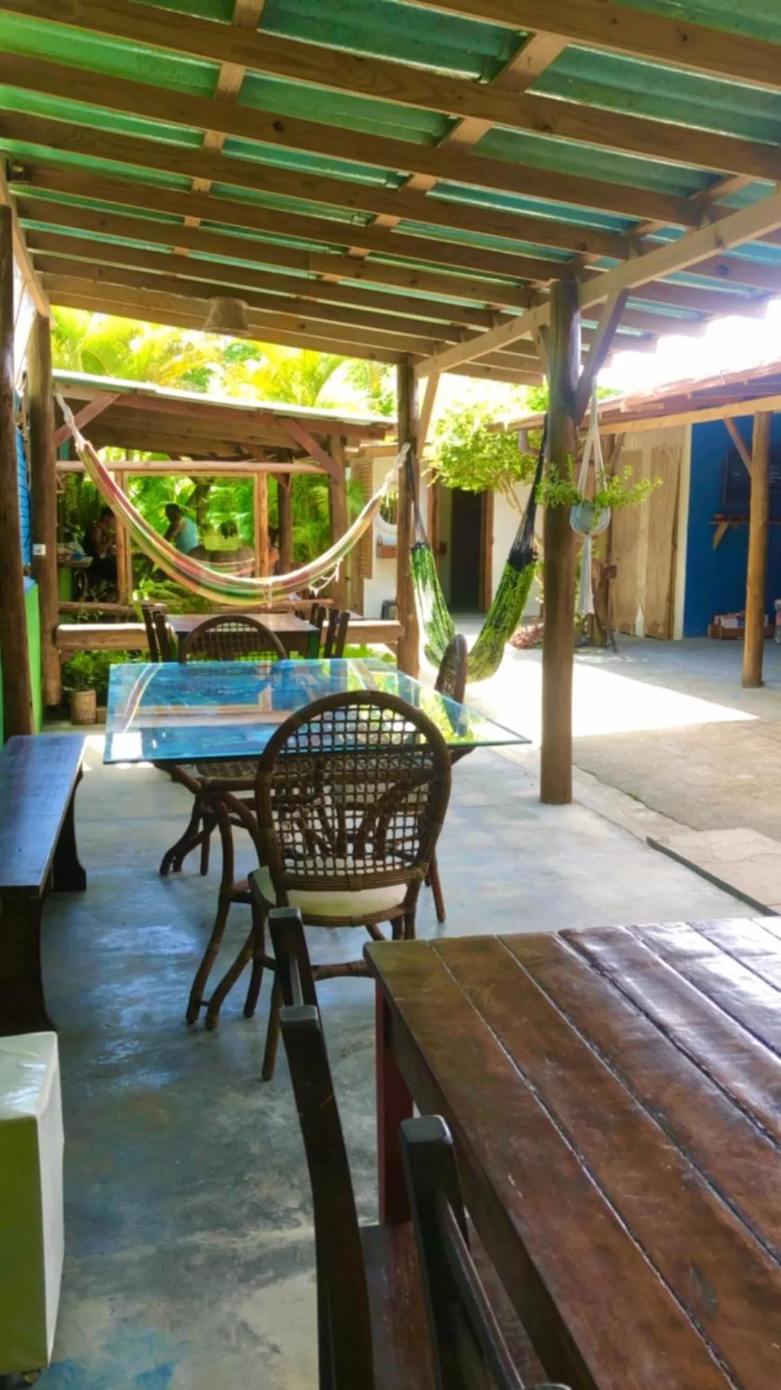 Restaurant/Places to Eat in Mandala Camping Pousada