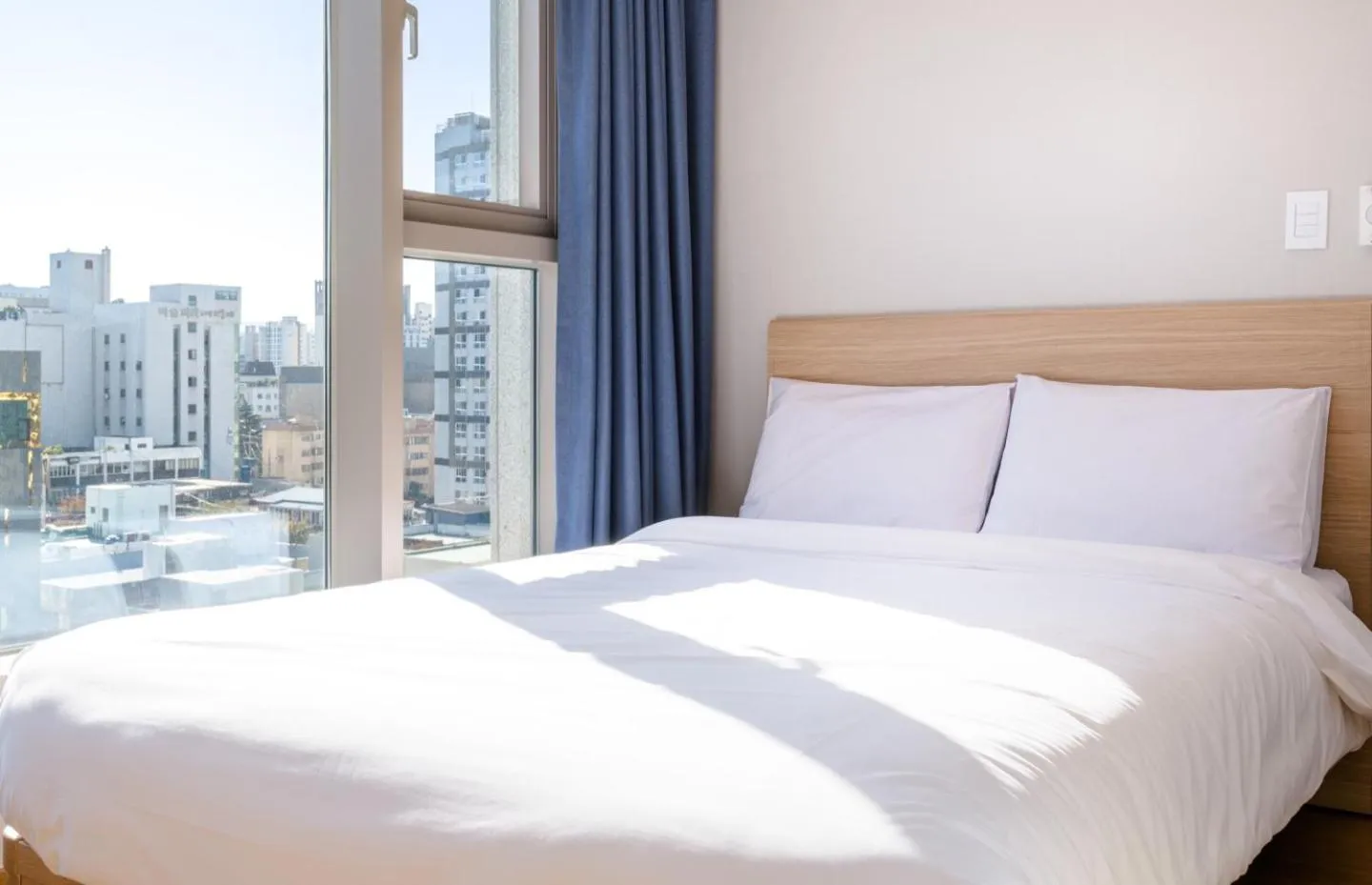 Bed in Hi Residences