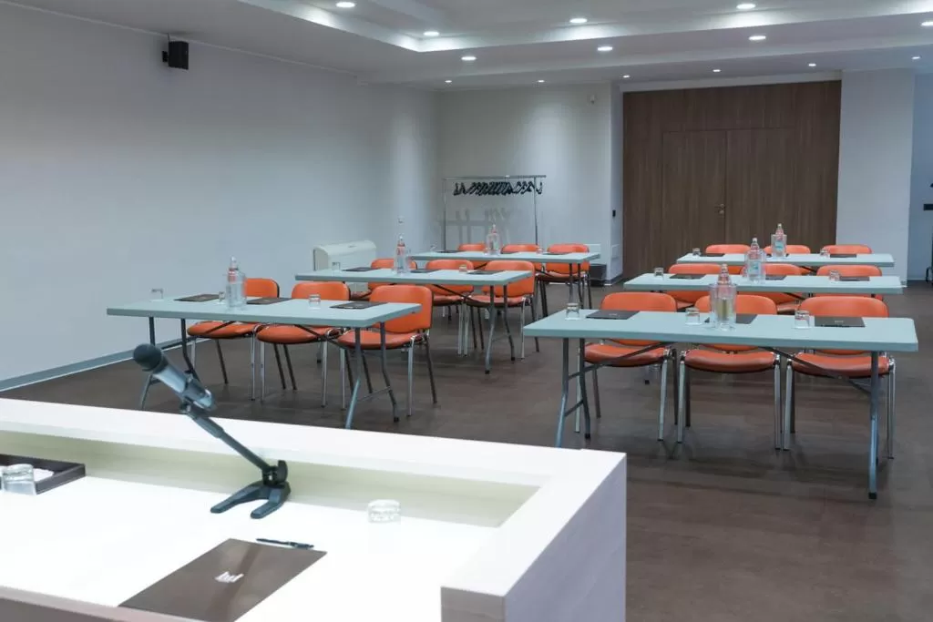 Area and facilities in Helios Hotel