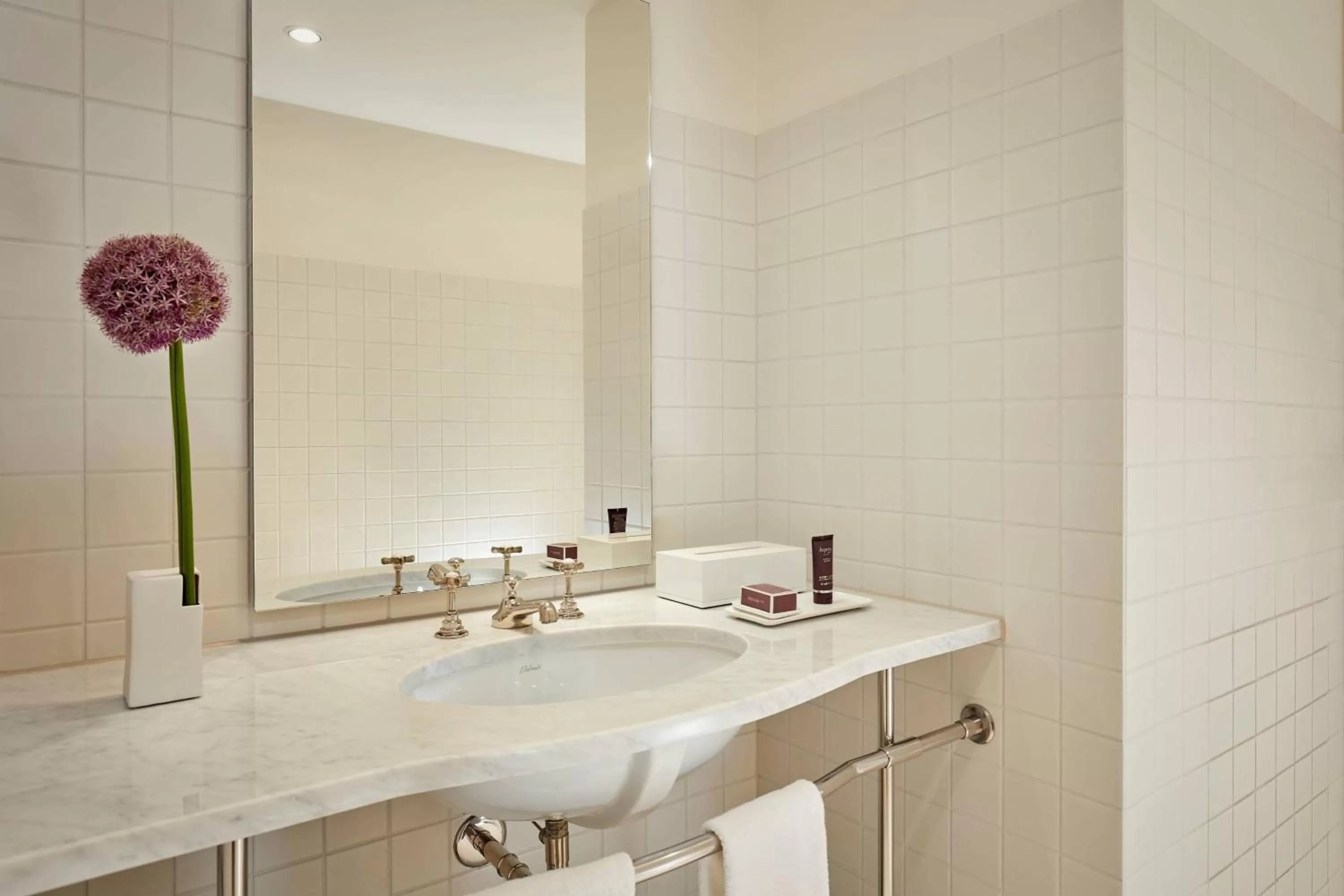 Bathroom in The Ritz-Carlton, Wolfsburg