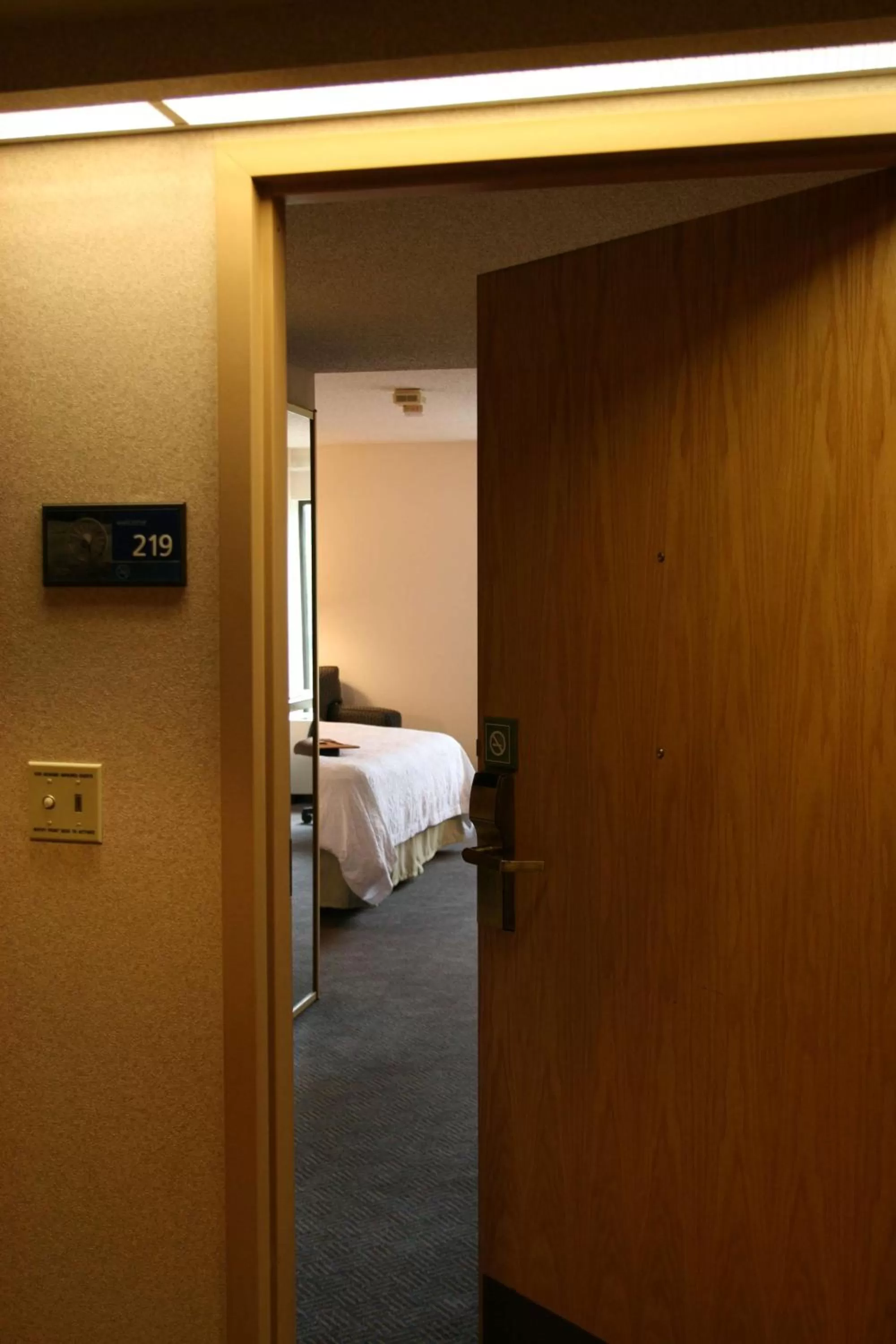 Bed in Hampton Inn White River Junction