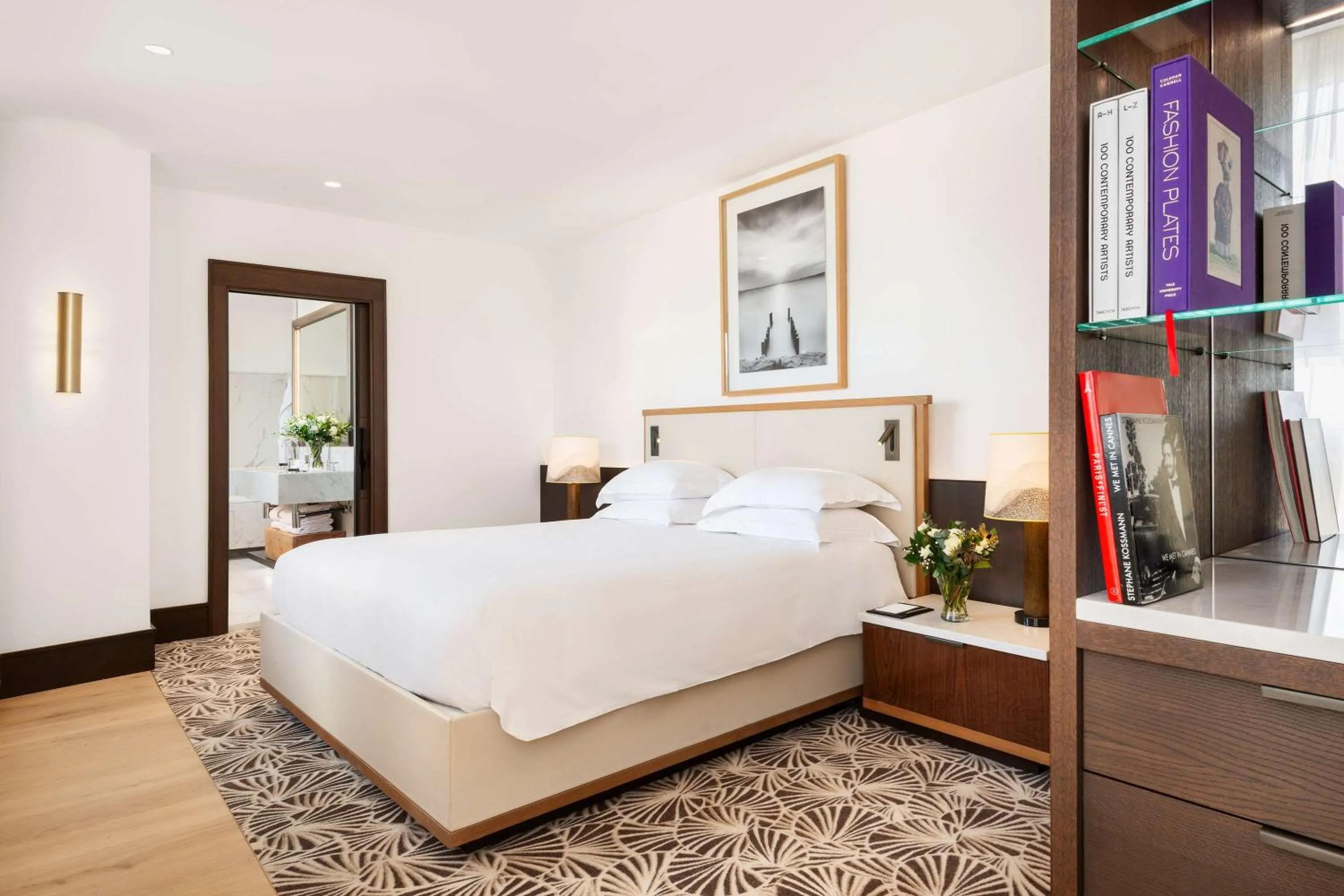 Photo of the whole room, Bed in Hyatt Paris Madeleine