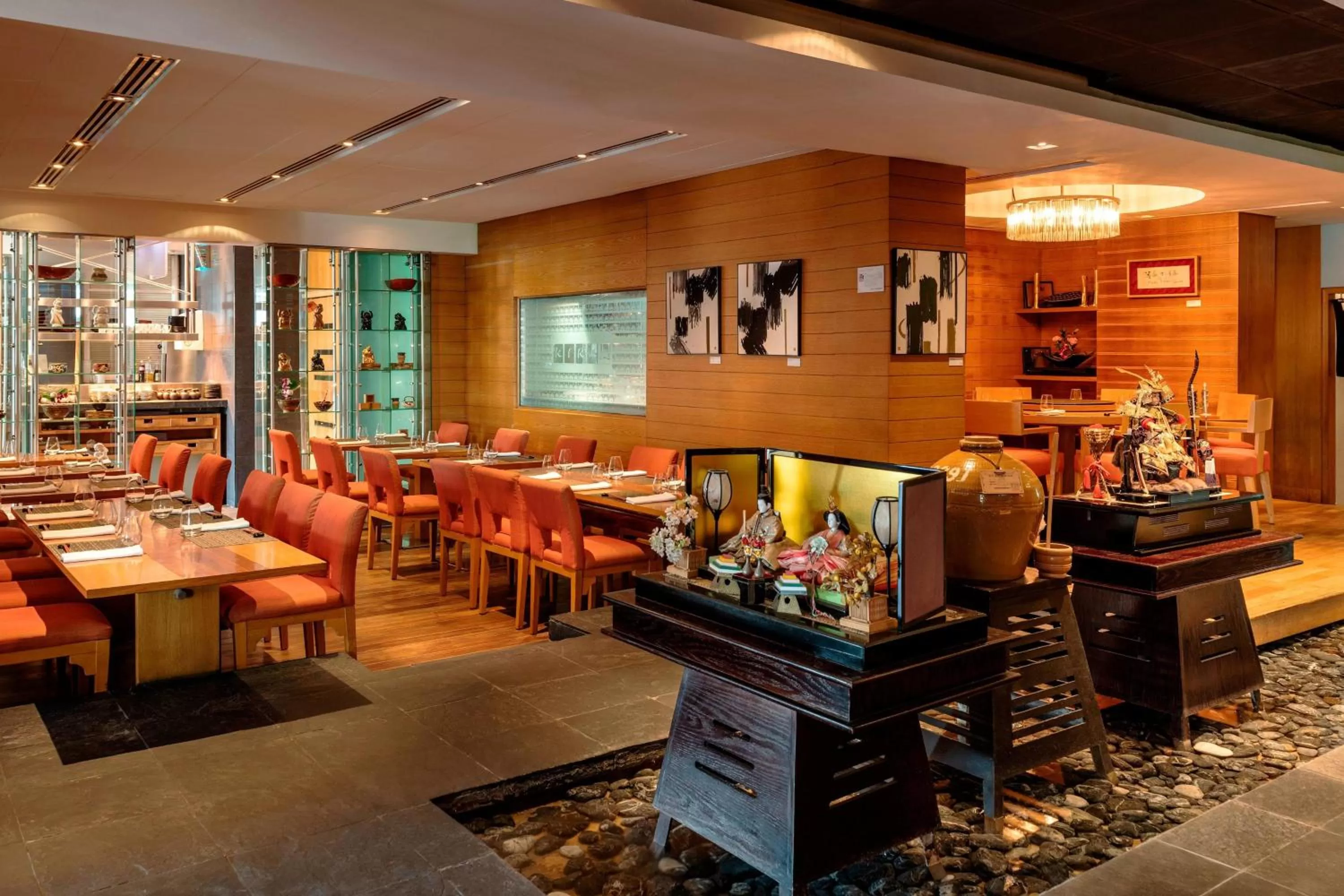 Restaurant/places to eat in Le Méridien Dubai Hotel & Conference Centre