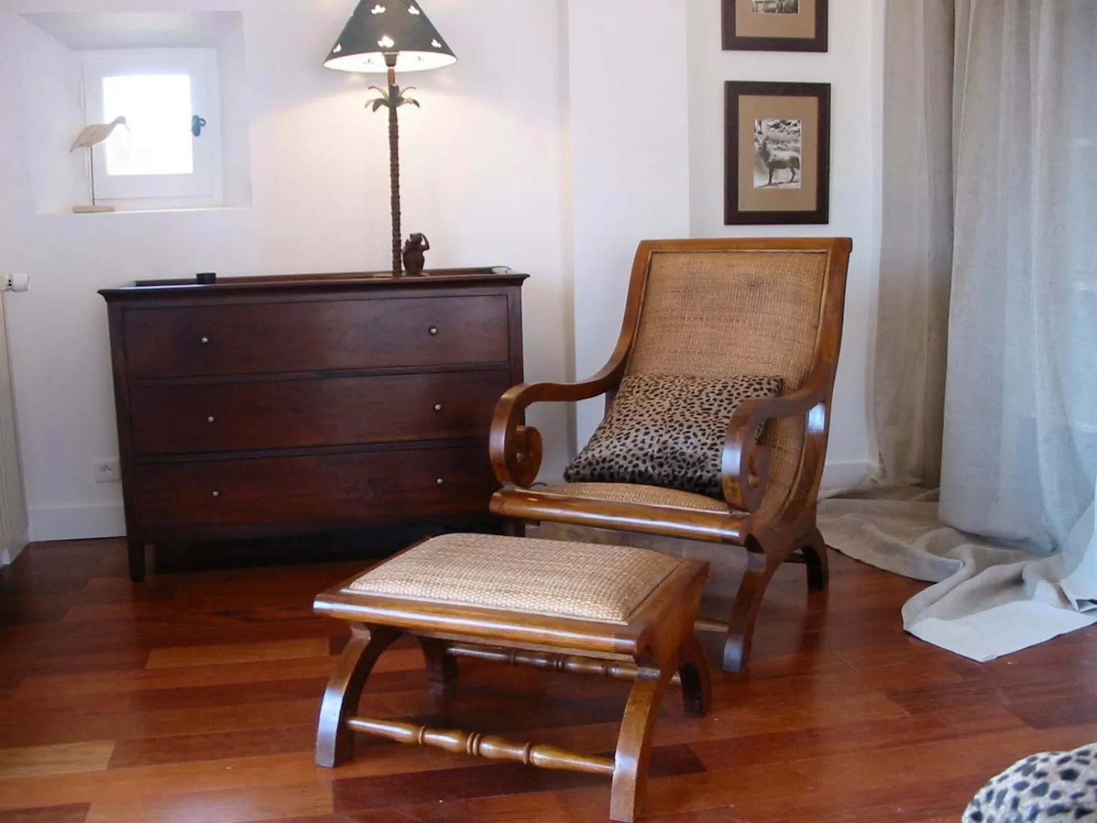 Decorative detail, Seating Area in VILLA MERCEDES B&b