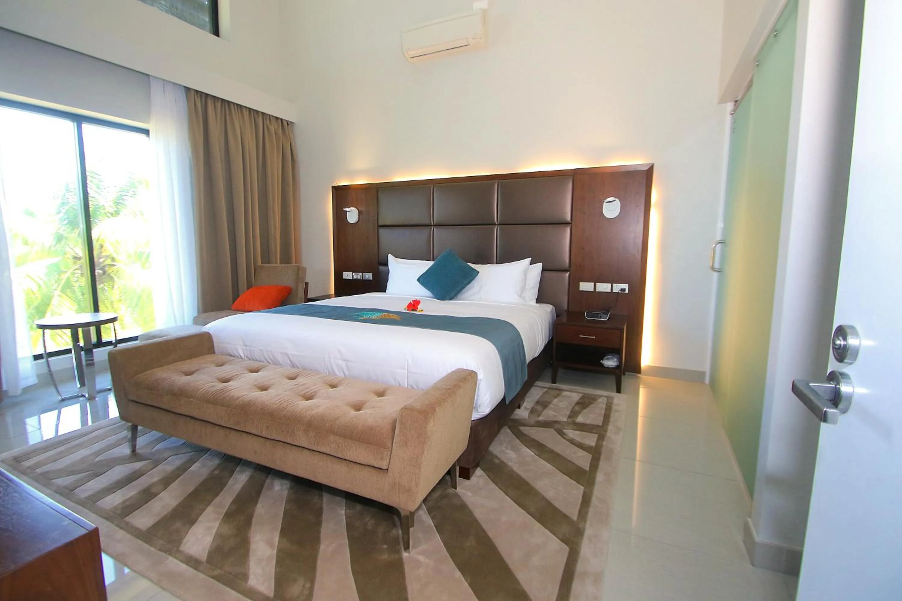 Bedroom, Bed in The Palms Denarau Fiji