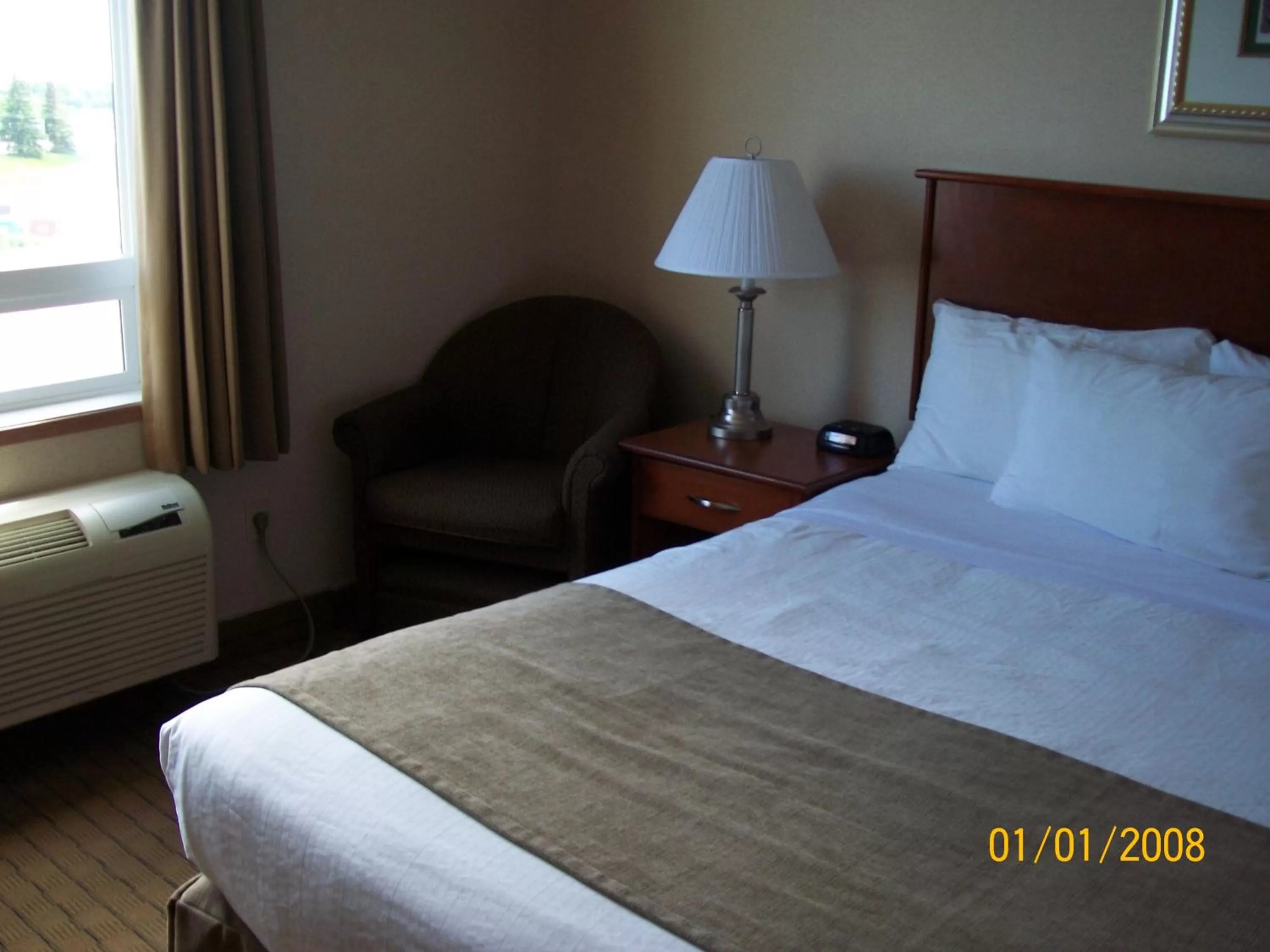 Bed in Days Inn by Wyndham Moose Jaw