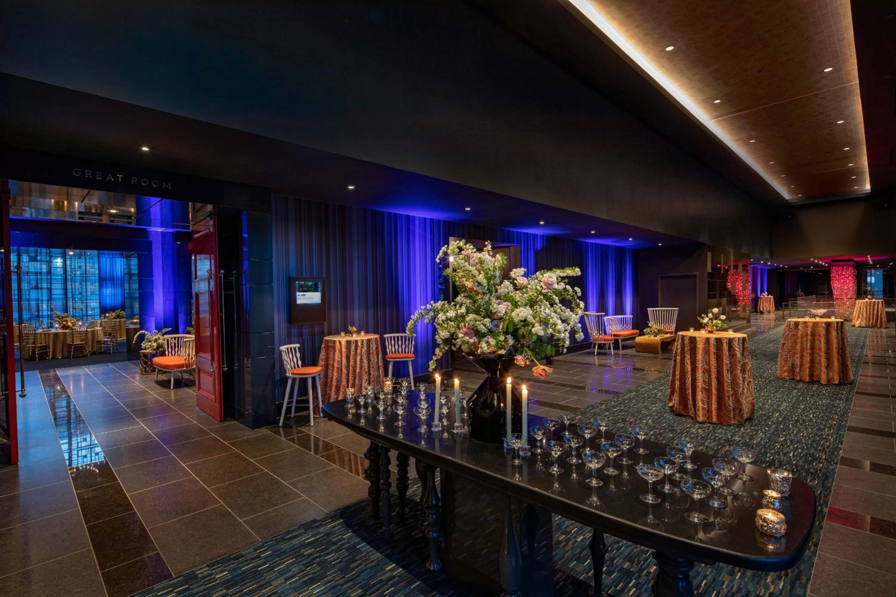 Lobby or reception in W Philadelphia