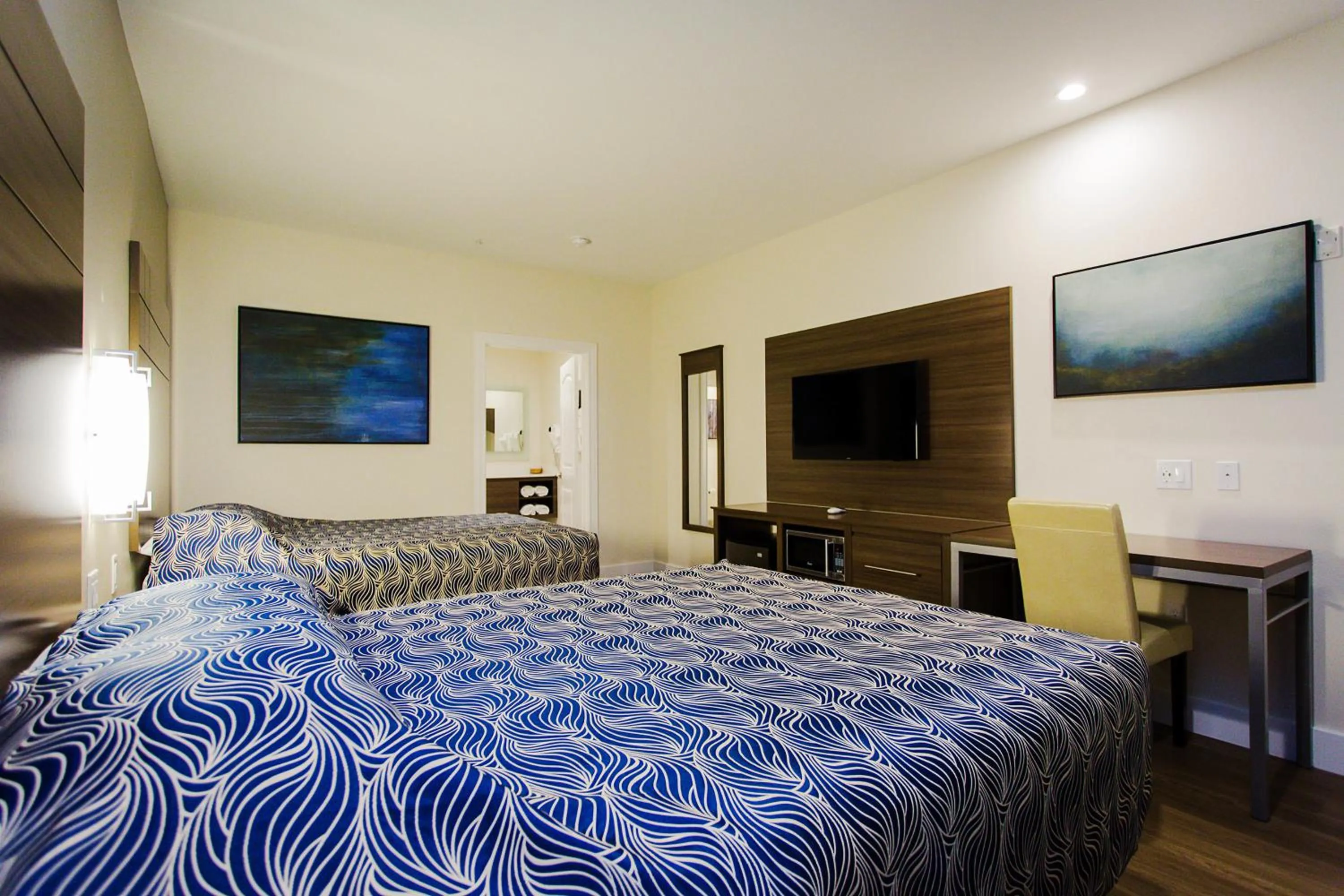 TV and multimedia, Bed in Palace Inn Blue US-59 & Gessner