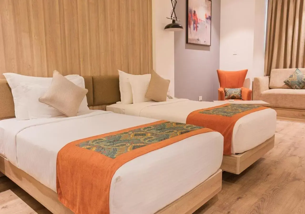 Club Room Twin Bed - single occupancy in Centre Point Navi Mumbai Club Room Twin Bed - single occupancy in Centre Point Navi Mumbai