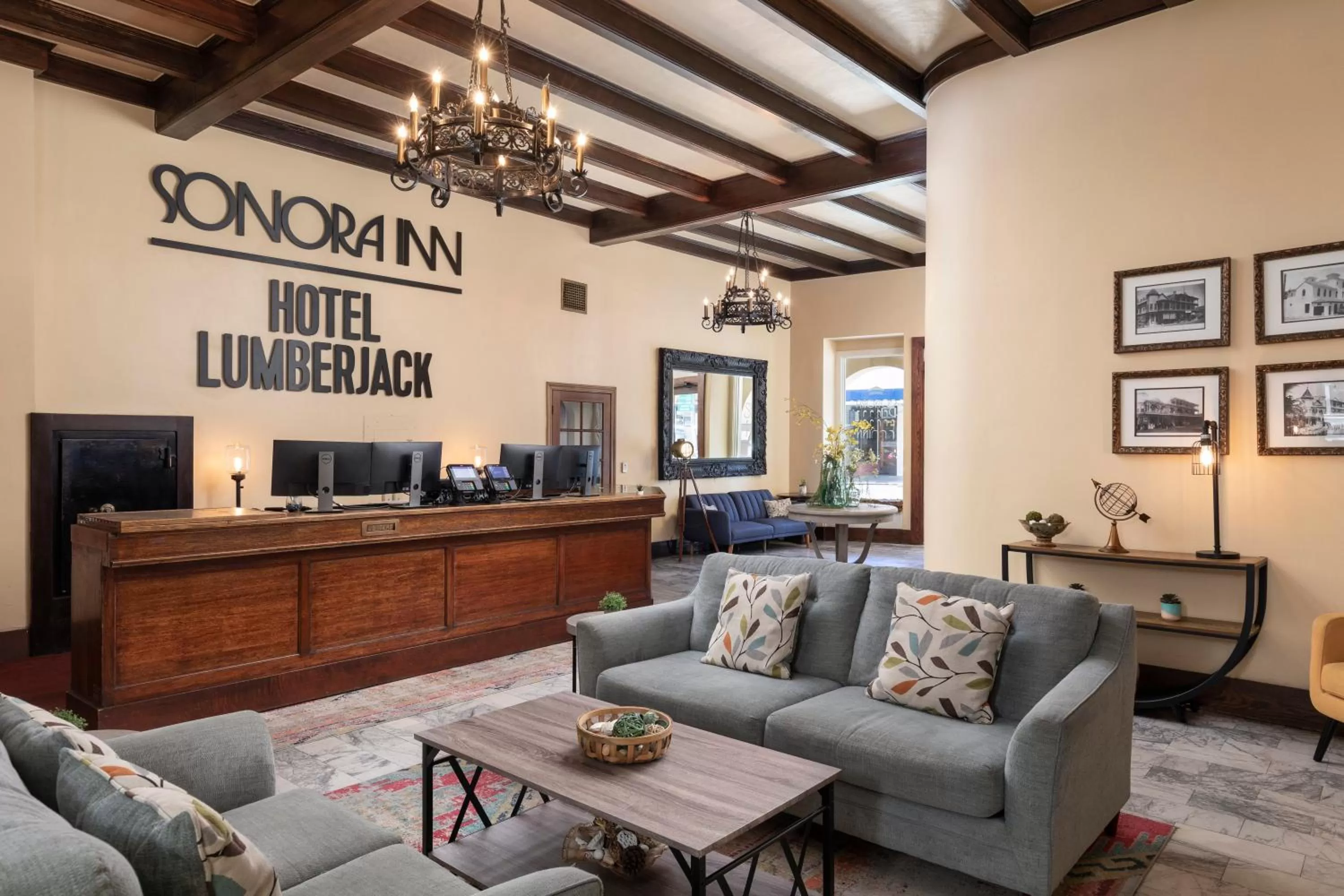 Lobby or reception in Historic Sonora Inn