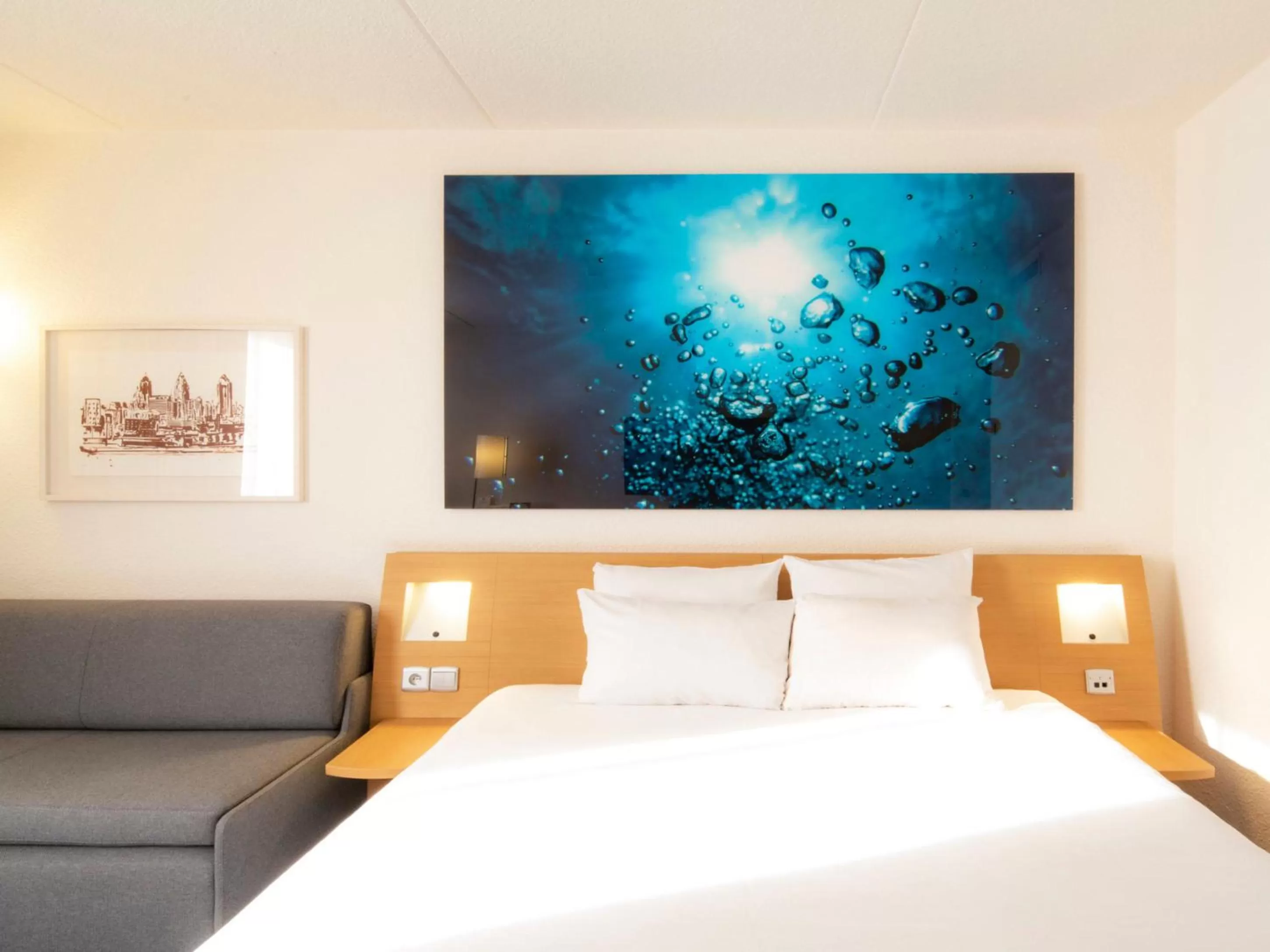 Superior Room with Pool View in Novotel Antwerpen - Ekeren