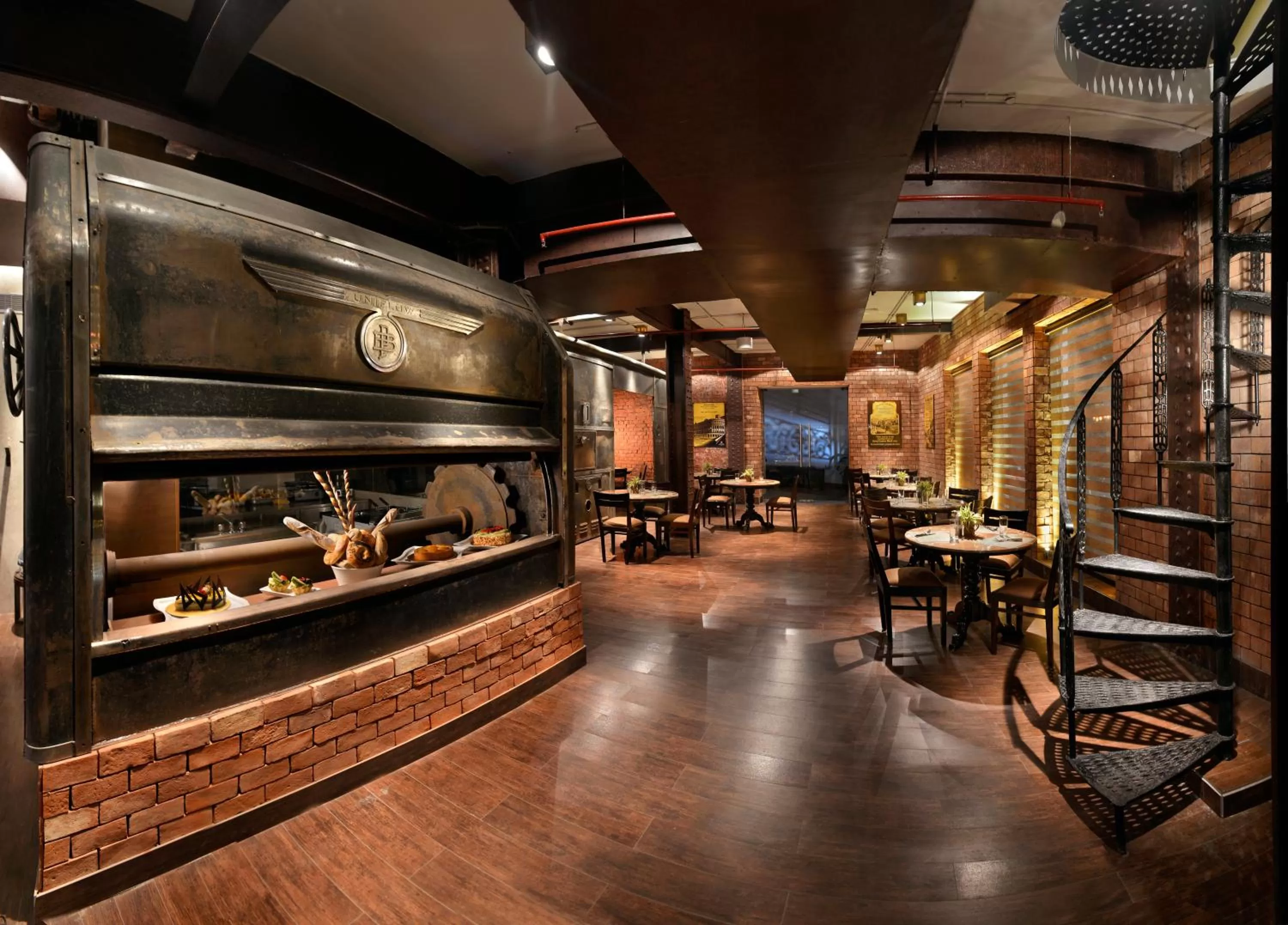 Restaurant/places to eat in The Lalit Great Eastern Kolkata