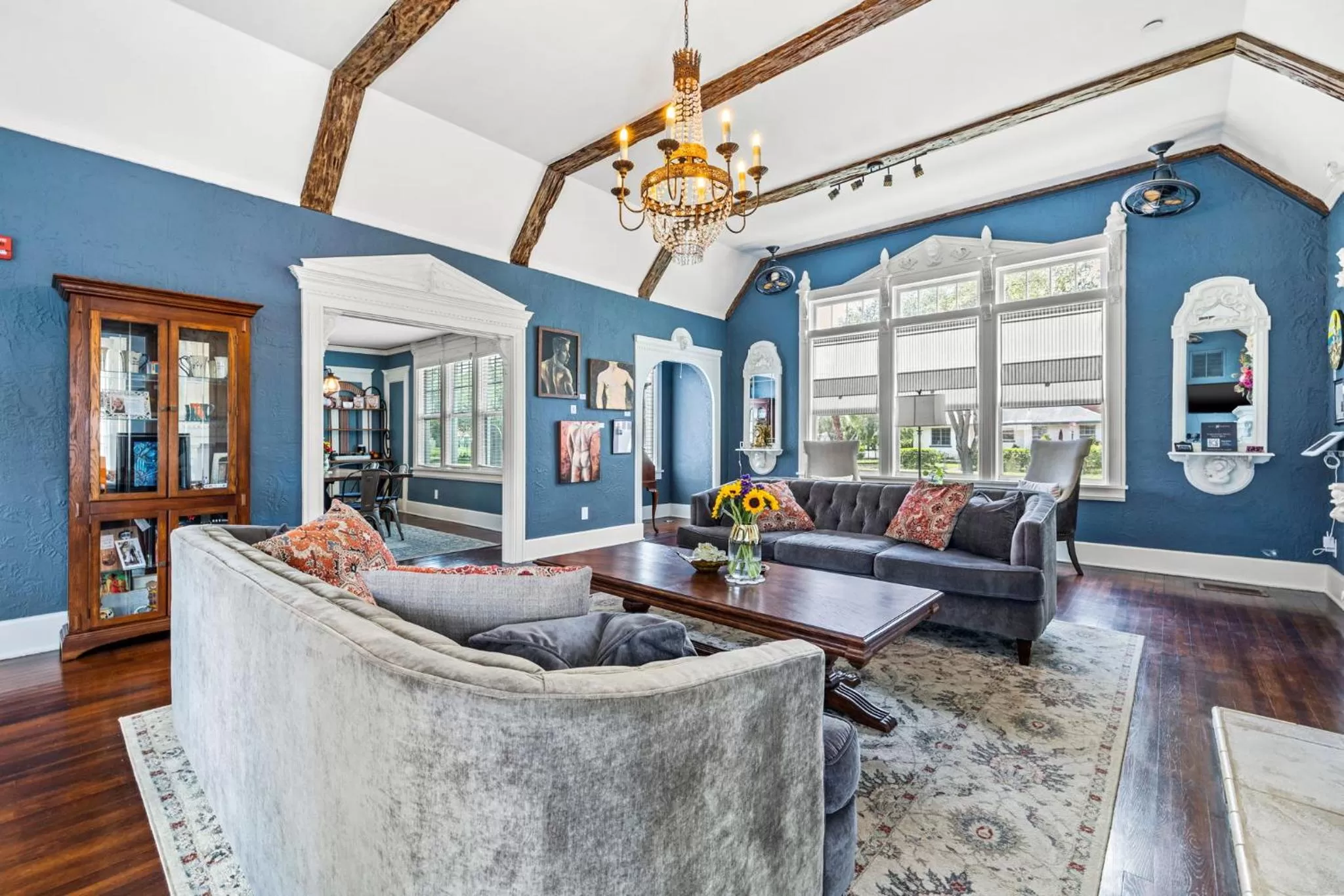 Living room, Lounge/Bar in The Kenwood Gables