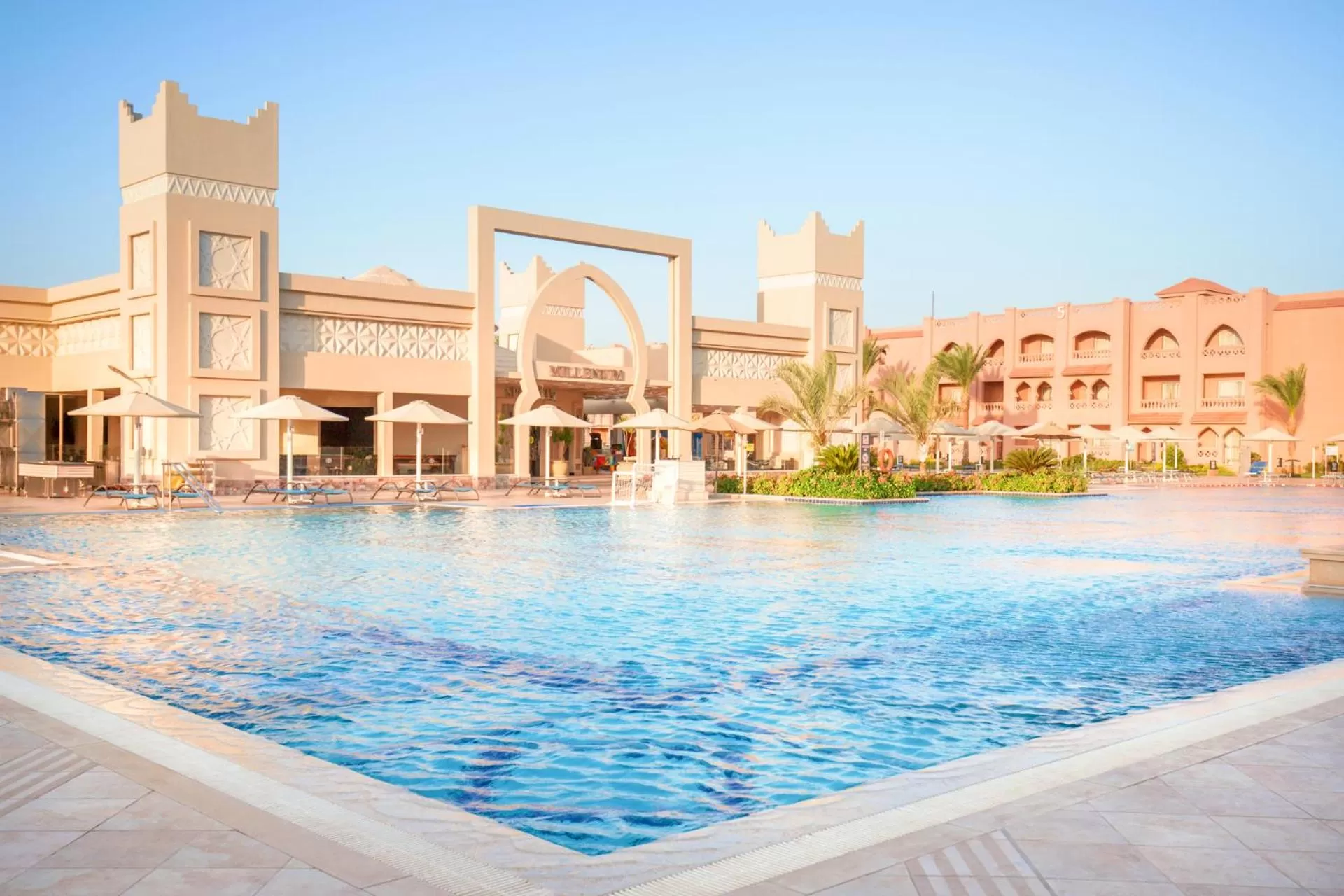 Swimming pool in Pickalbatros Aqua Vista Resort - Hurghada