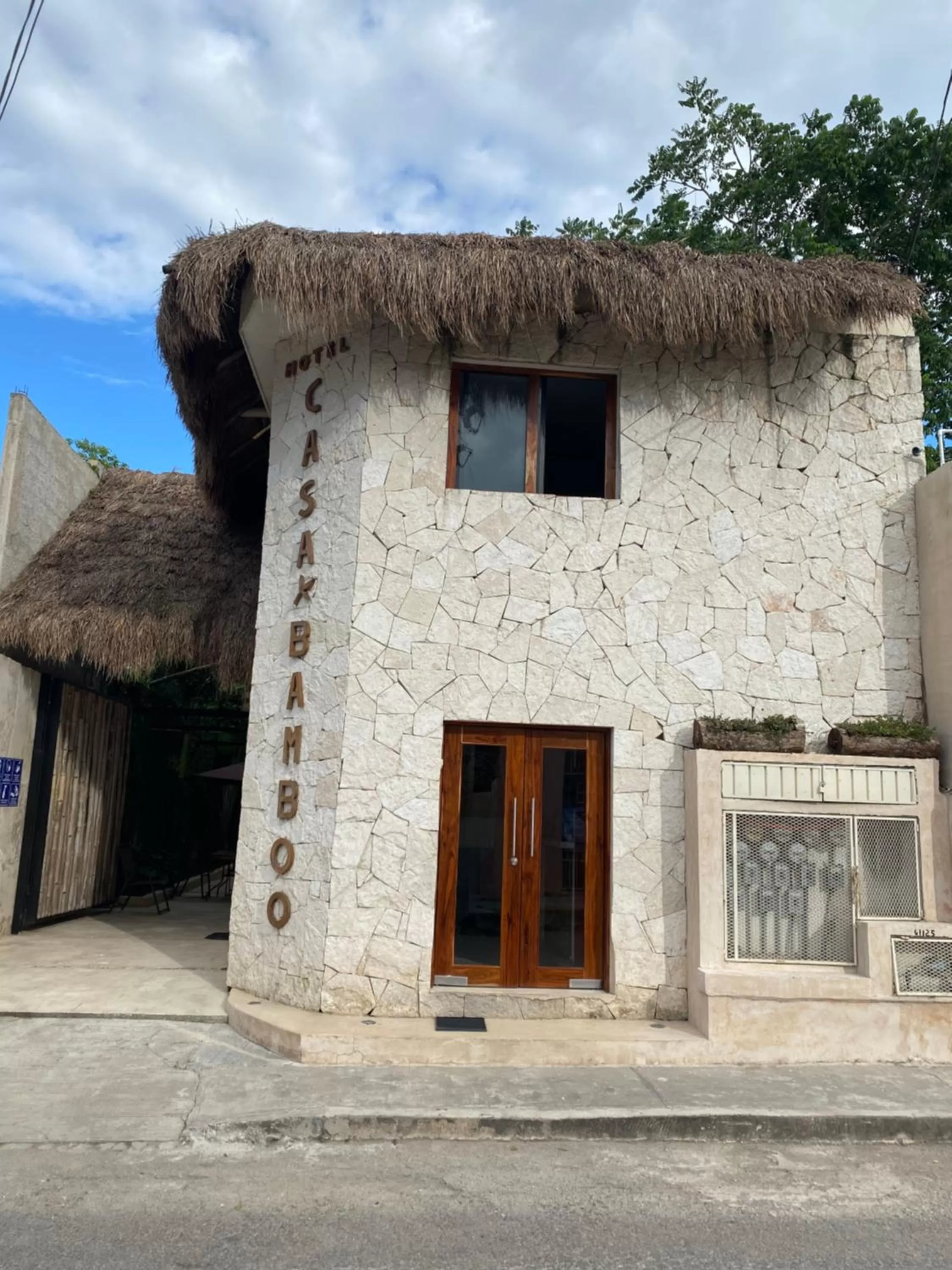 Property Building in Hotel Casa Bamboo