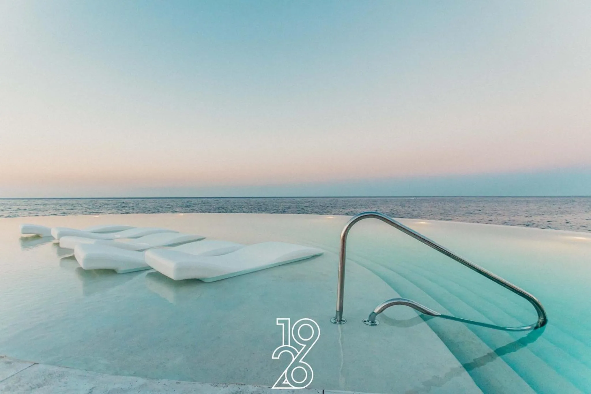 Beach in 1926 Le Soleil Hotel & Spa