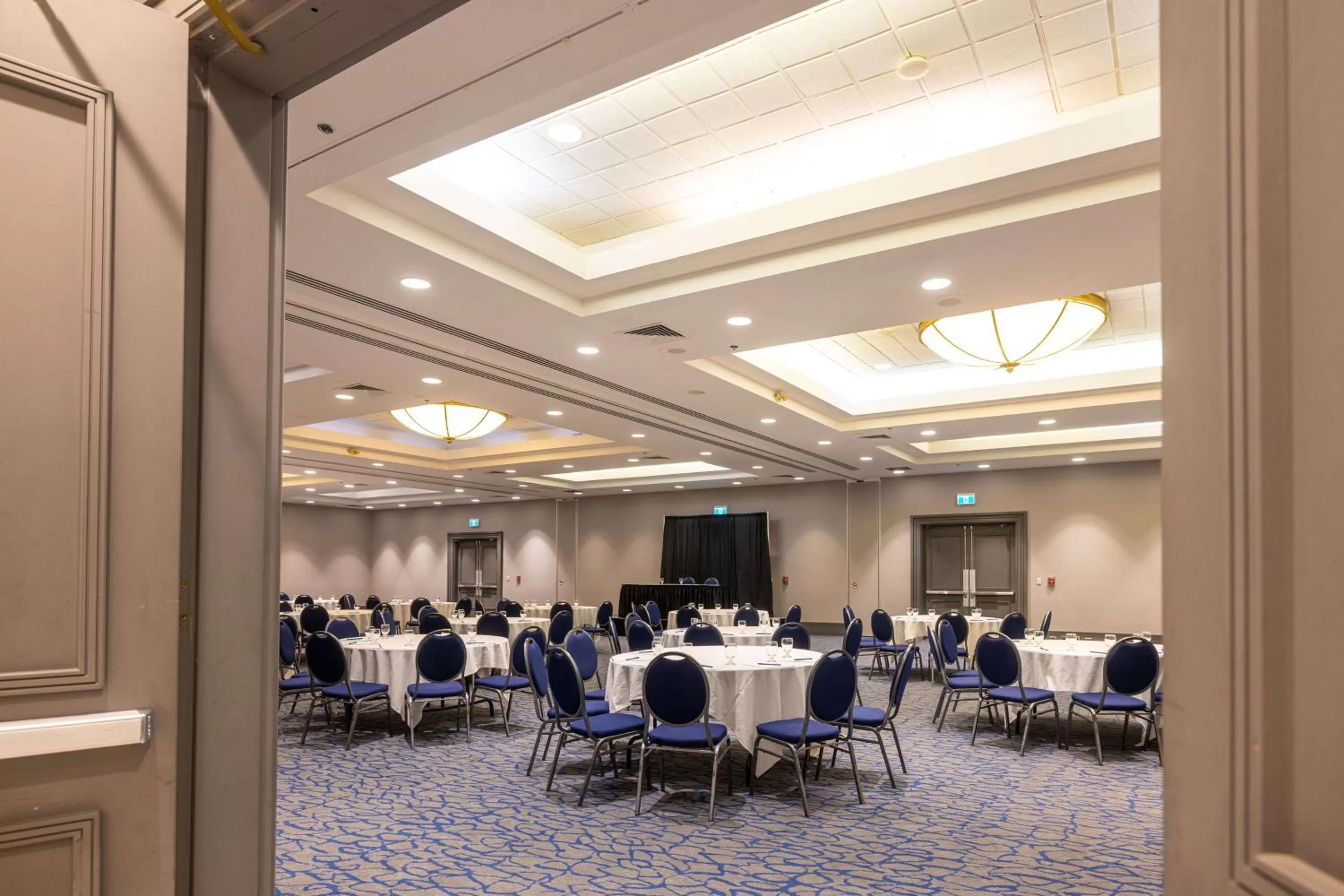 Meeting/conference room in DoubleTree by Hilton Calgary North