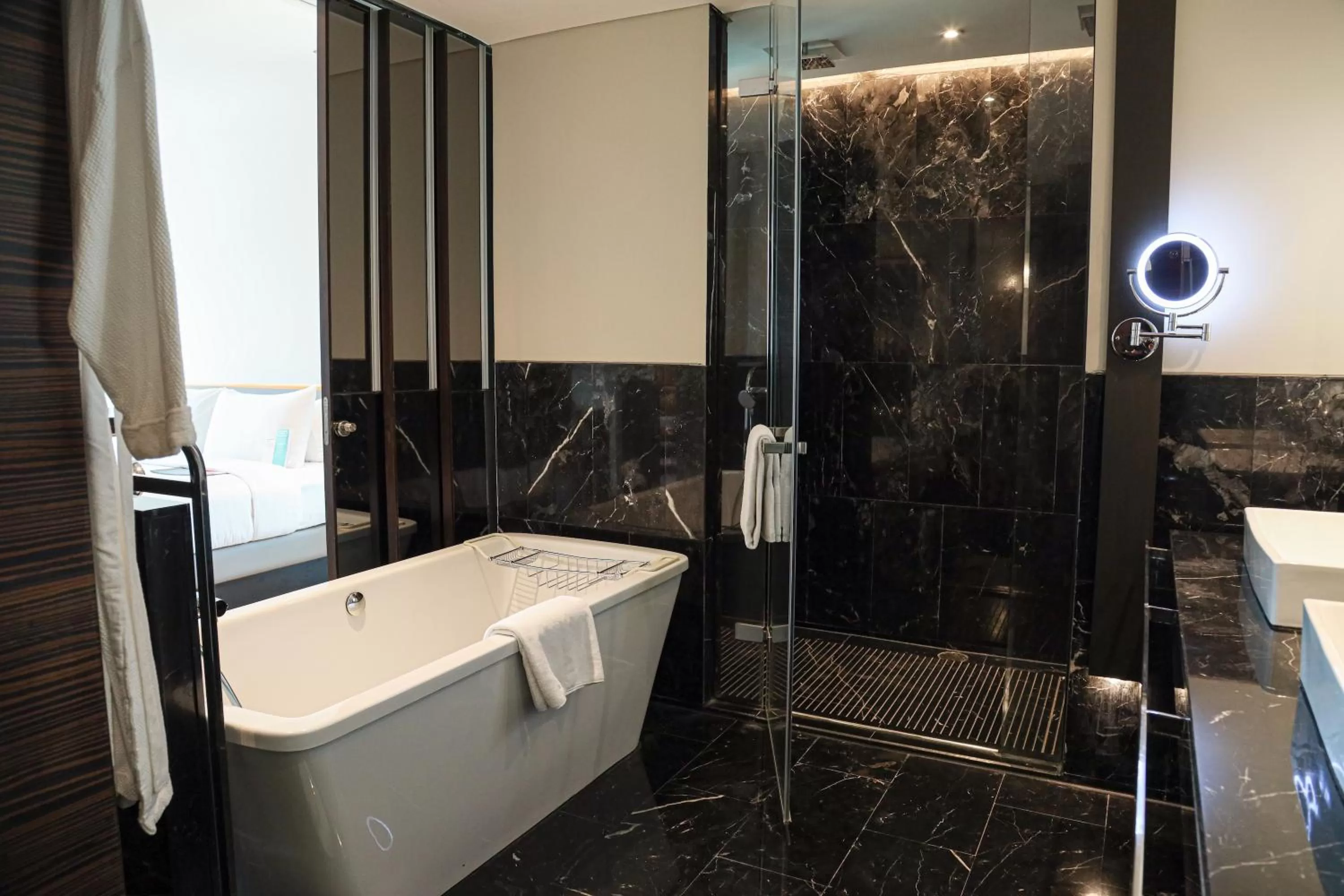 Bathroom in Le Meridien Bangkok