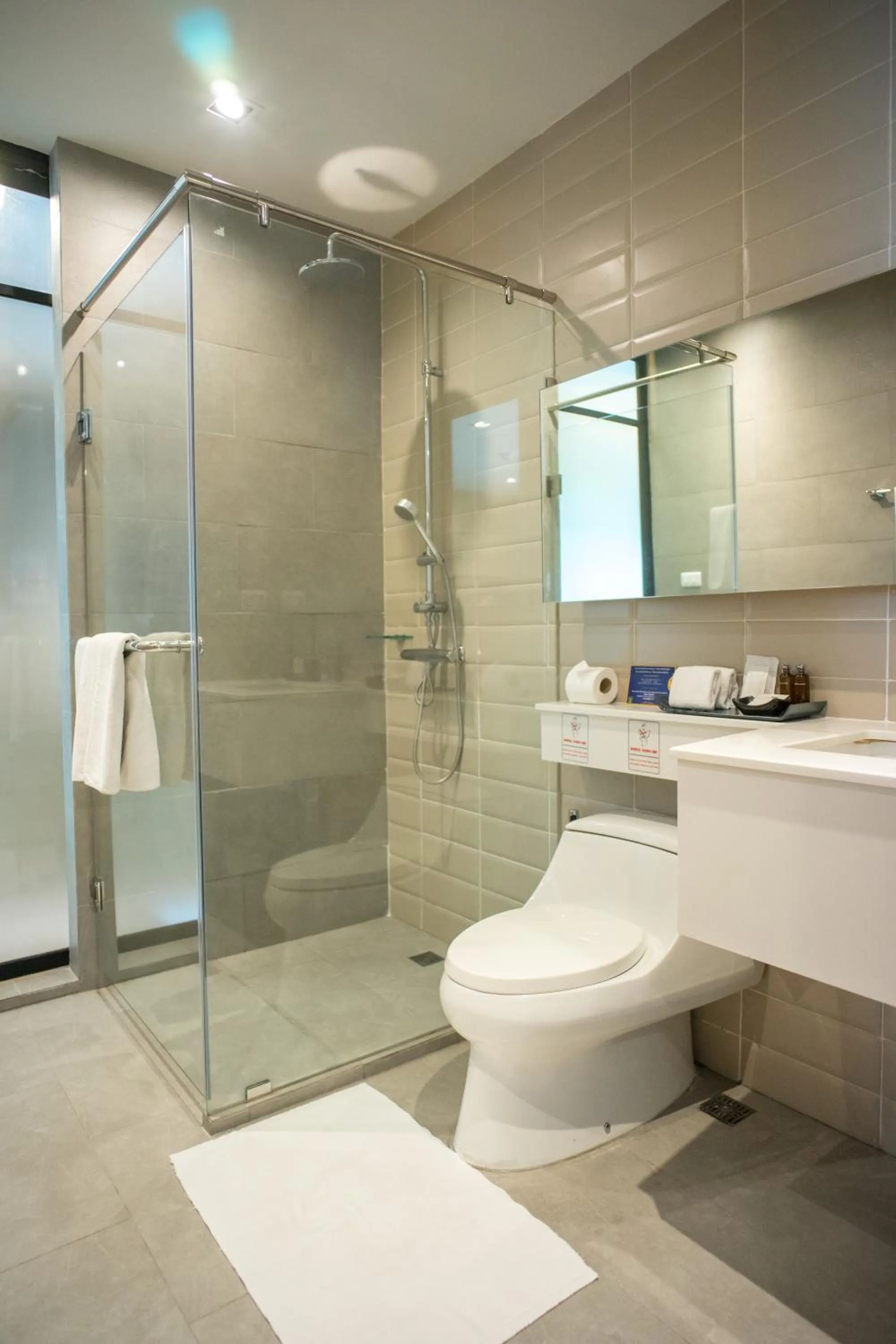 Bathroom in Sanae' Hotel Nimman
