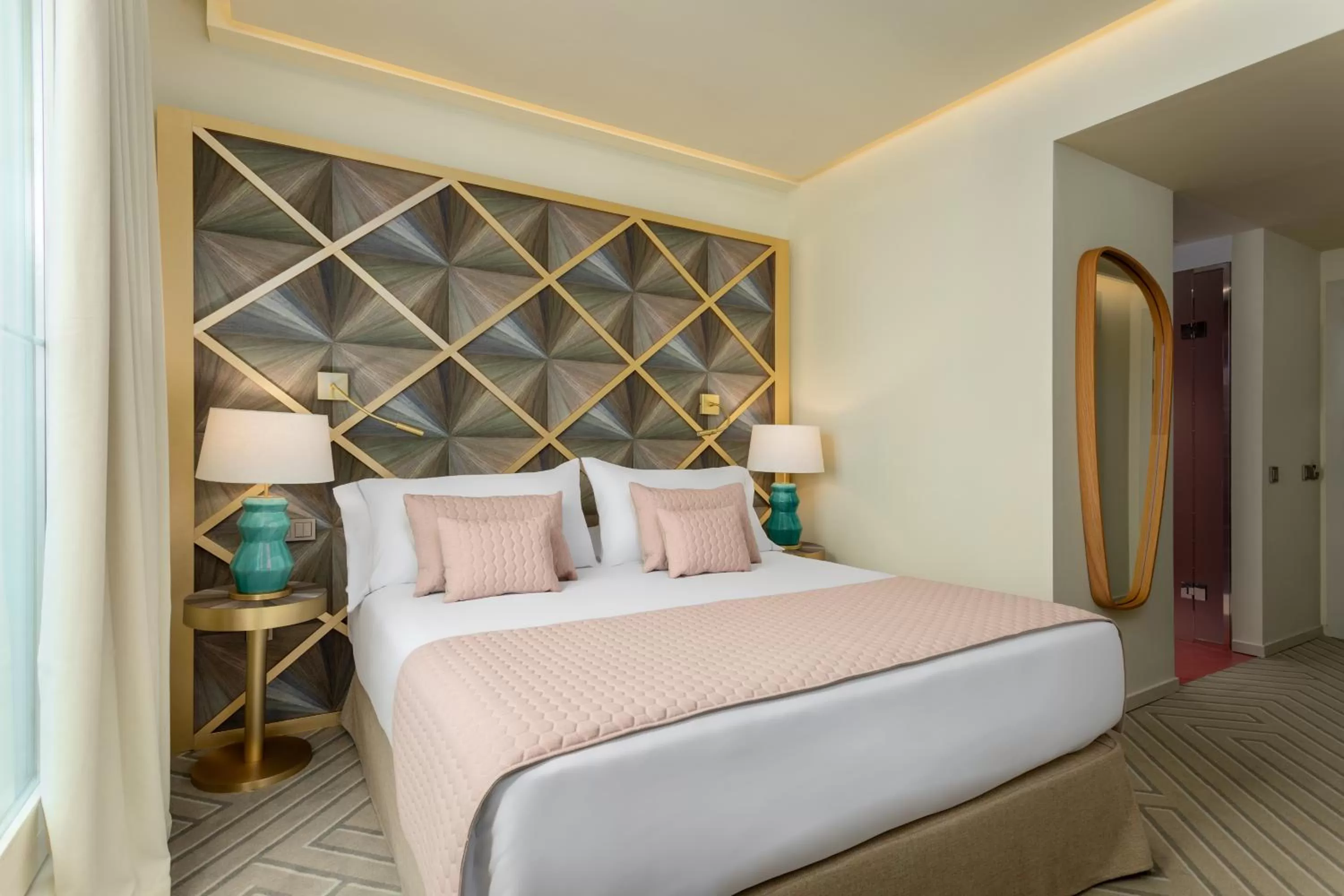 Bed in Room Mate Macarena, Madrid Gran Vía