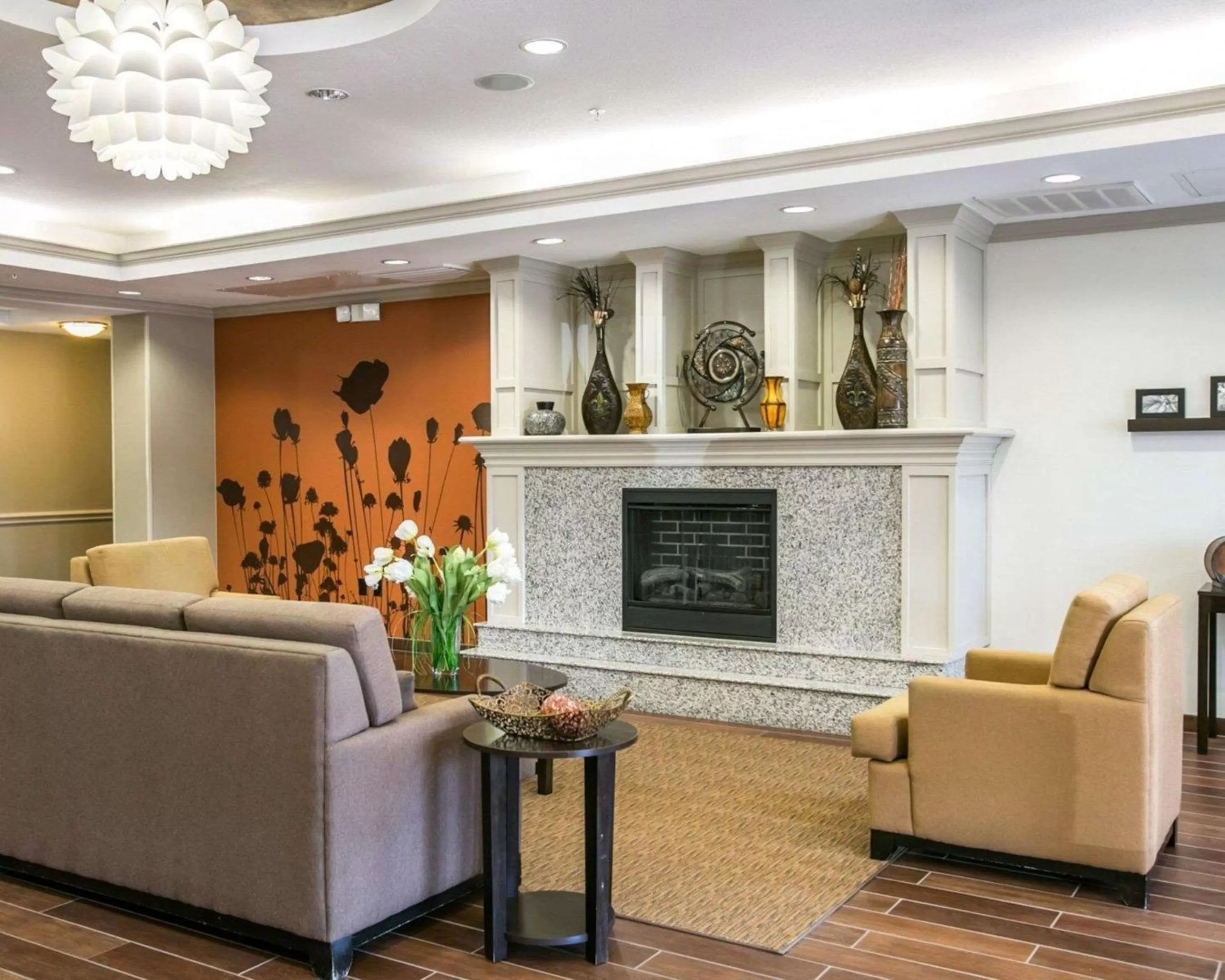 Lobby or reception in Restwell Inn & Suites I-45 North