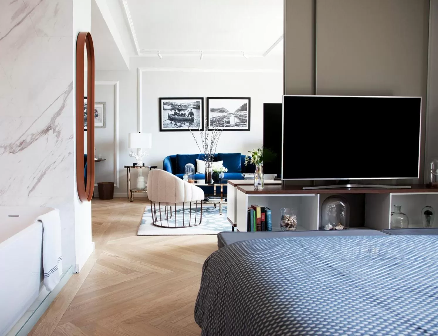 Living room, Bed in Lasala Plaza Hotel - Adults Only