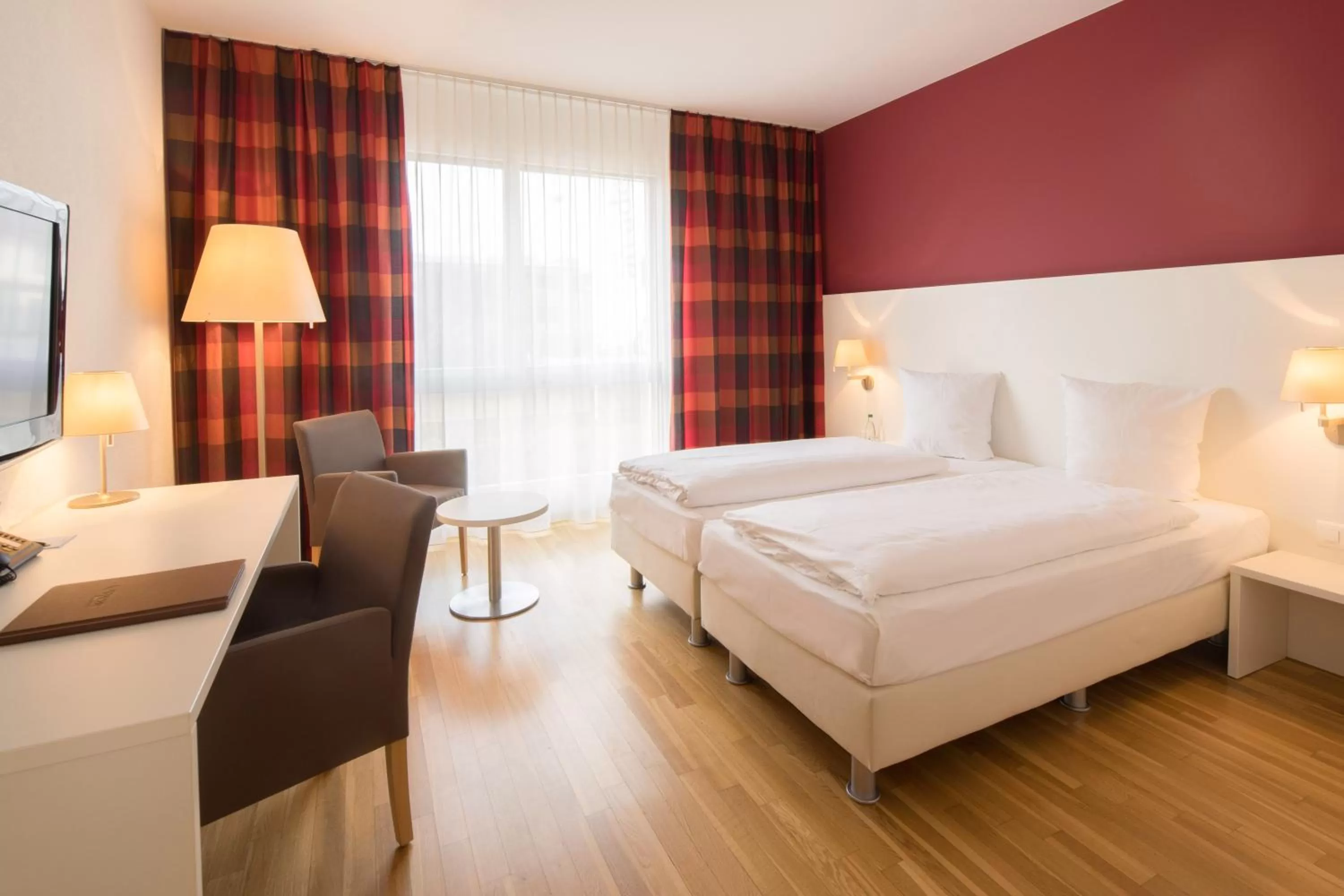 Photo of the whole room, Bed in Hotel Arcade