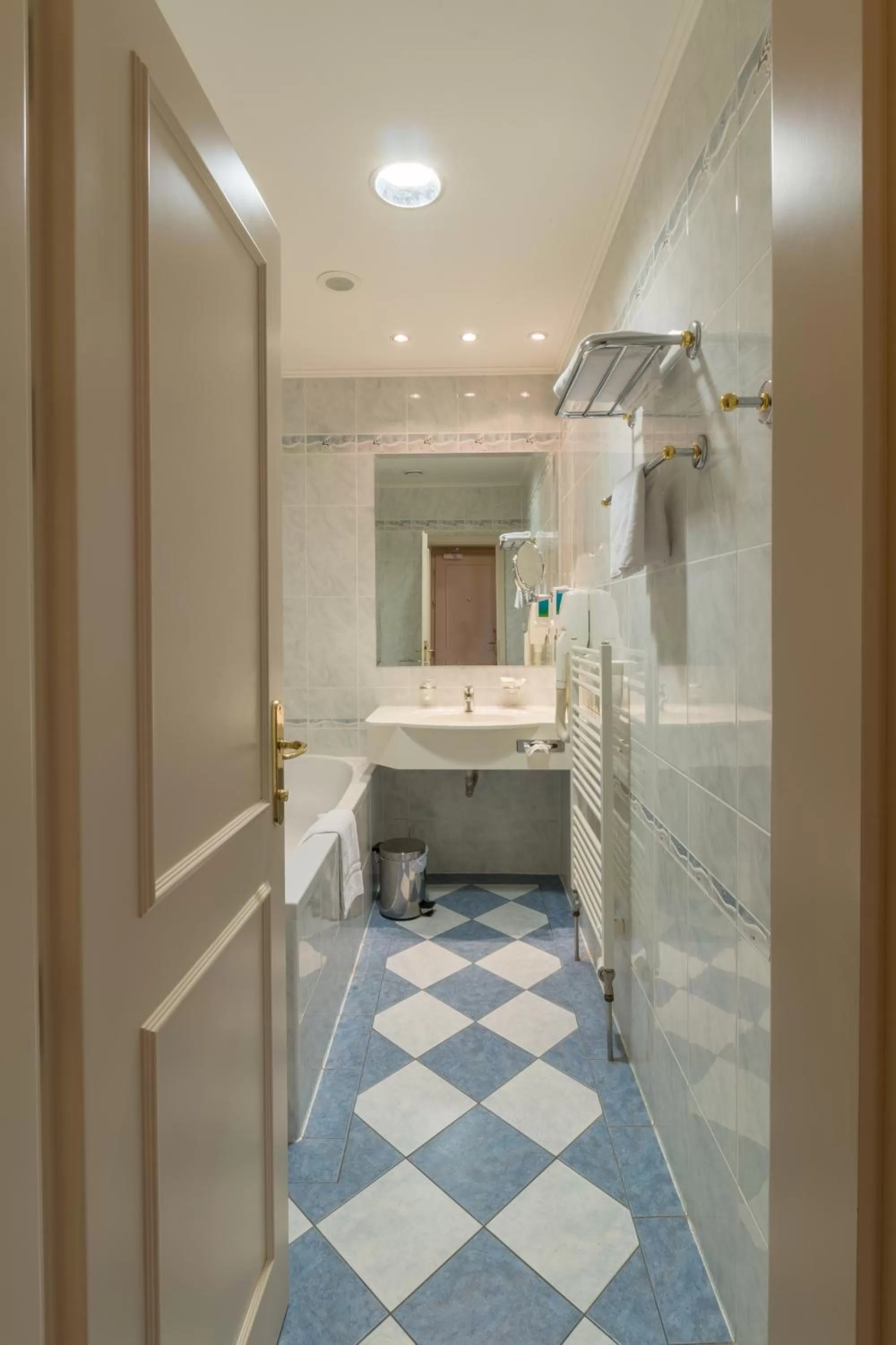 Bathroom in Ensana Hotel Pacifik