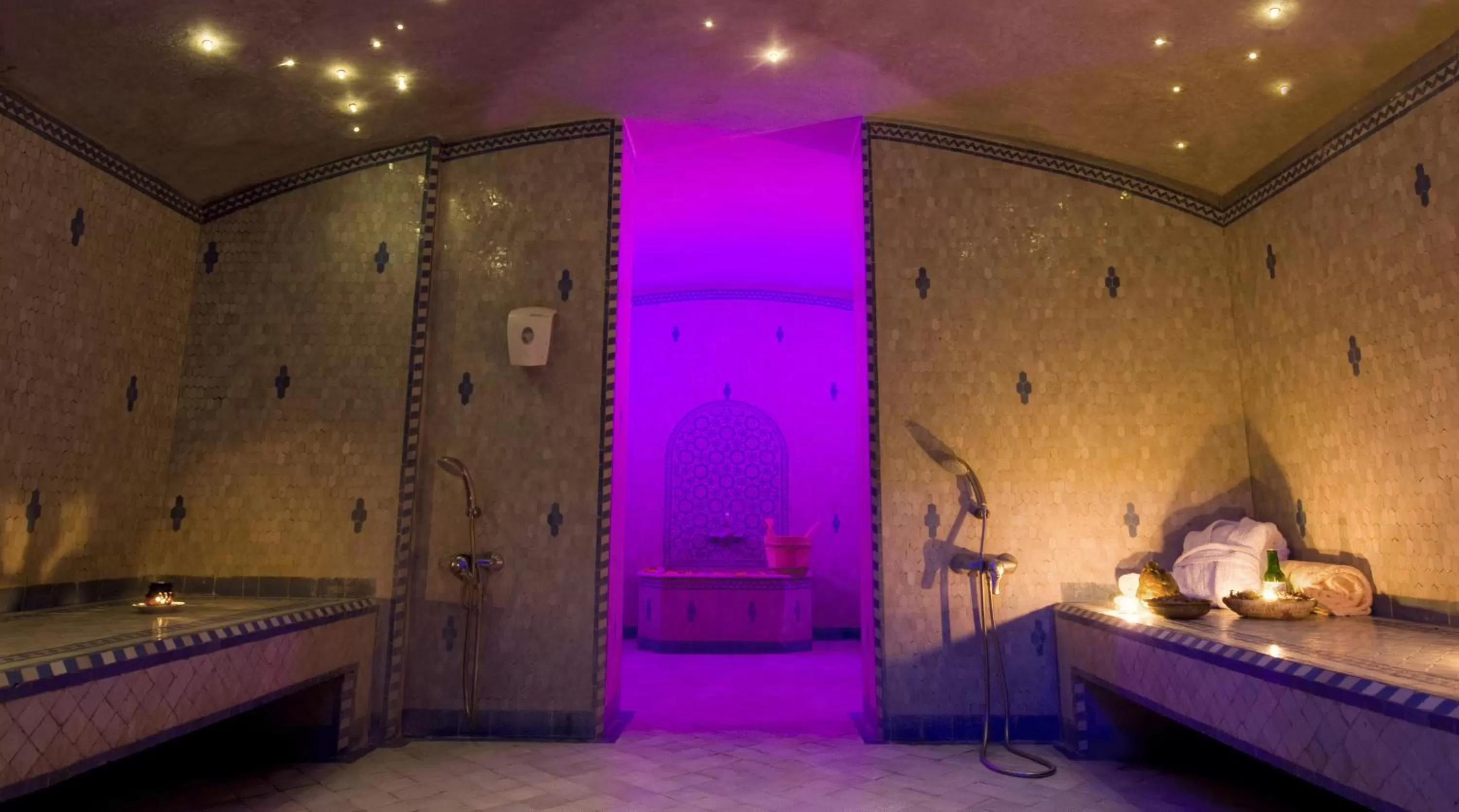 Steam room in Hotel Timoulay and Spa Agadir