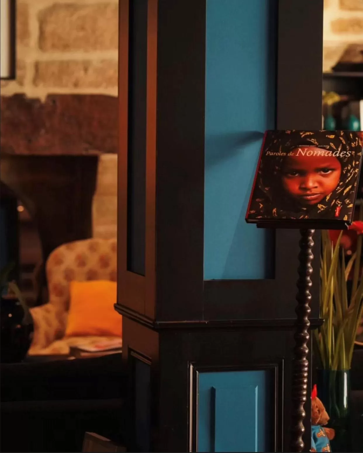 Lounge or bar in Hôtel & SPA Le Chêne Vert