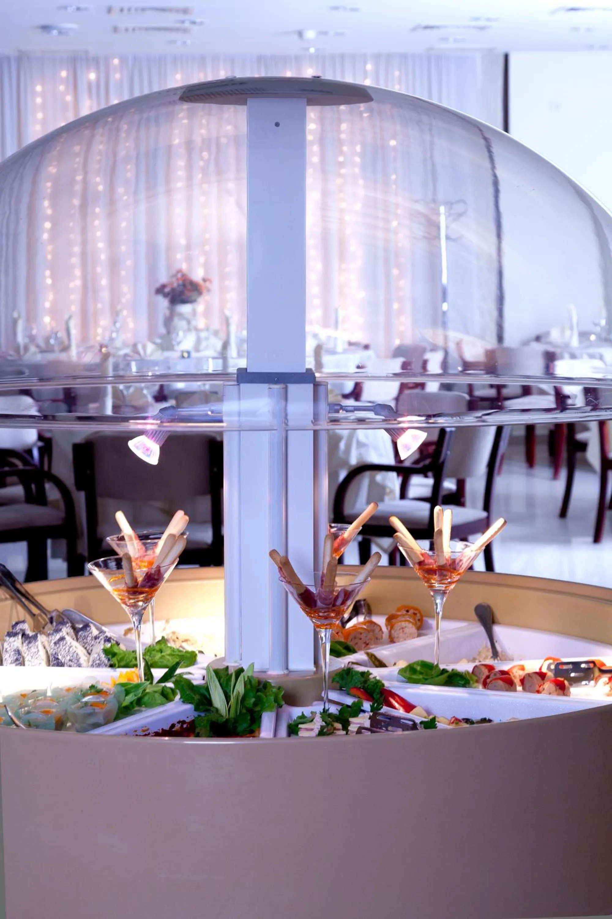 Restaurant/places to eat in Euro Hotel Grivita