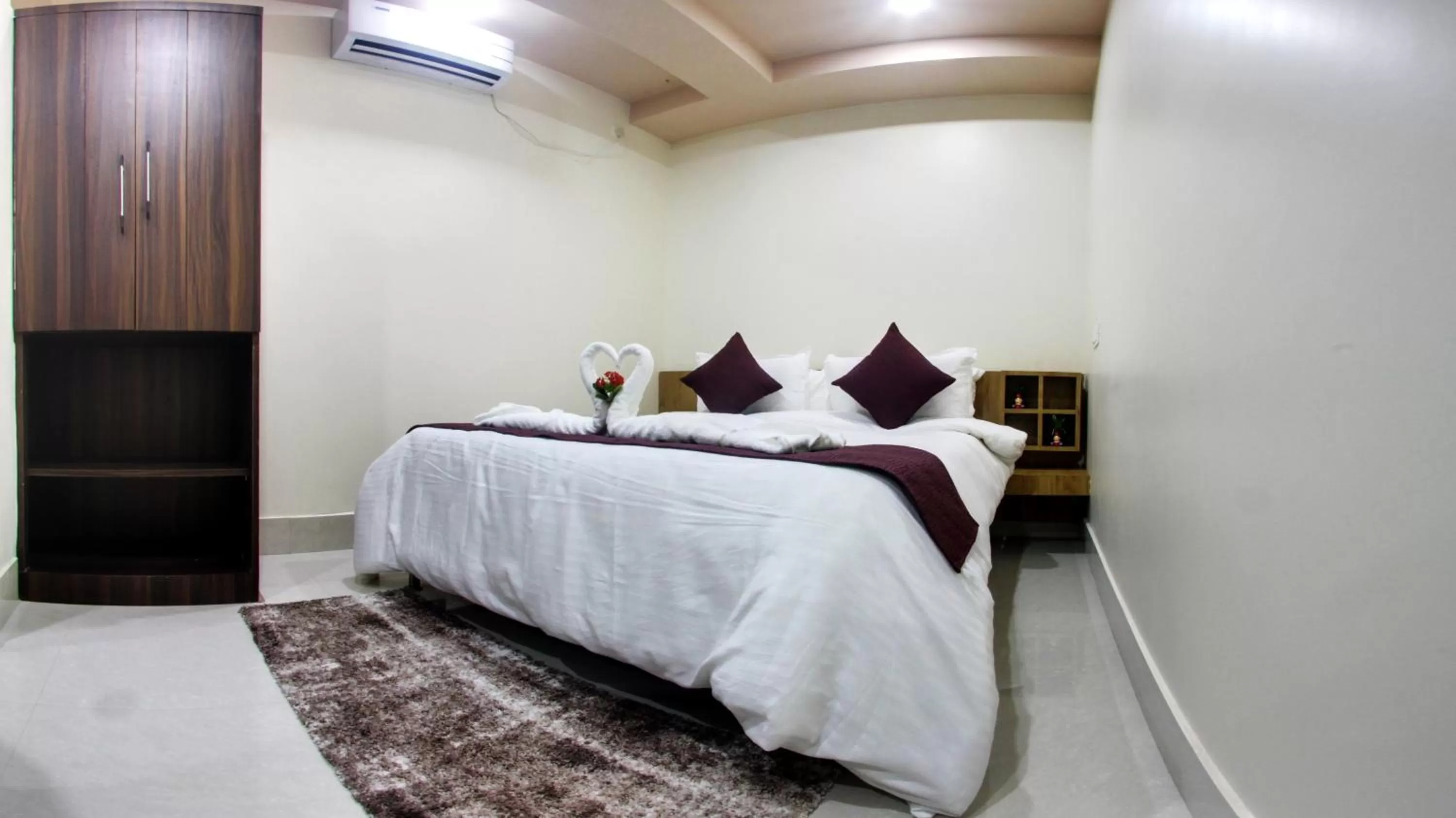 Bed in Bharalu Residency
