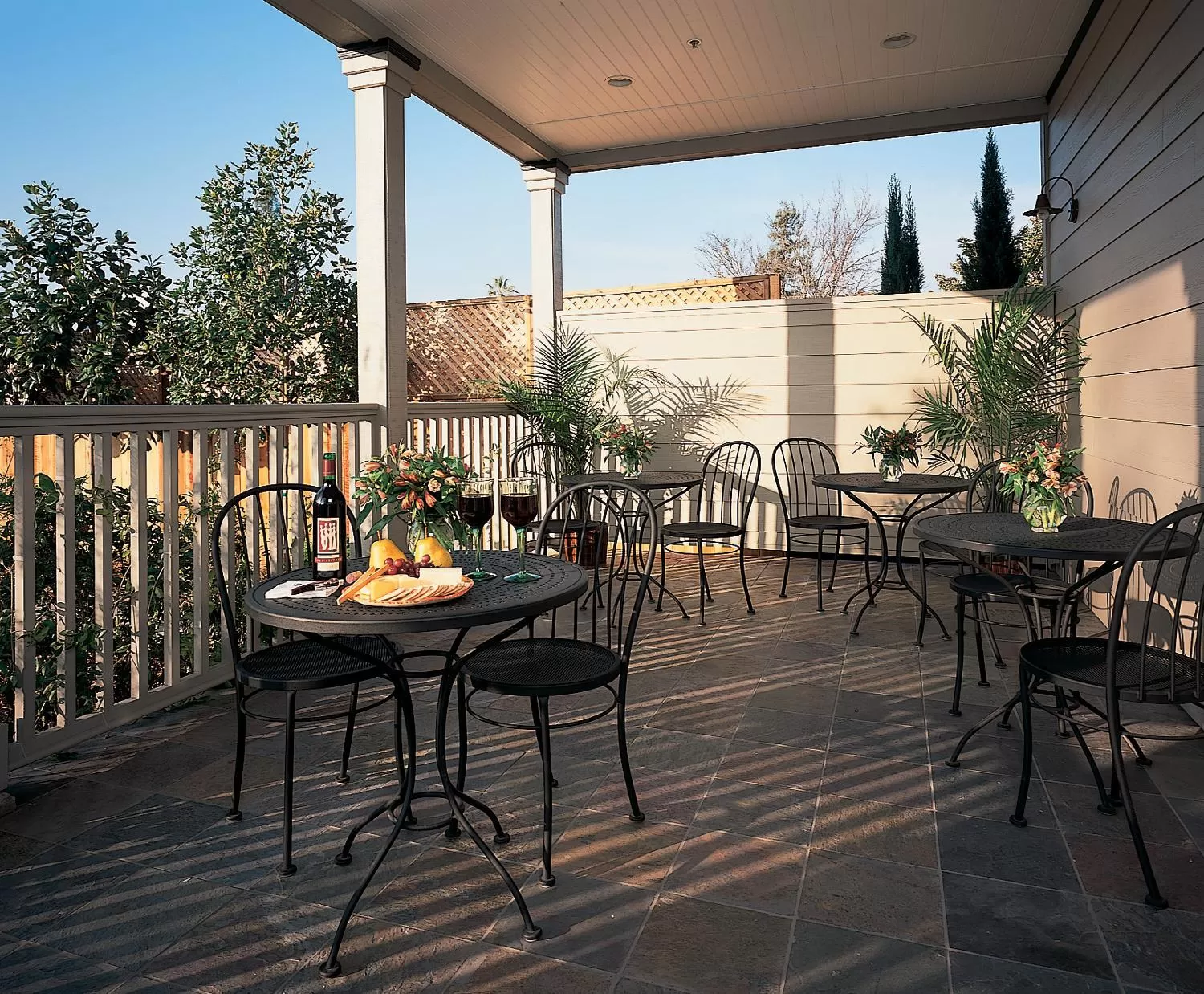 Food and drinks in Inn at Sonoma, A Four Sisters Inn