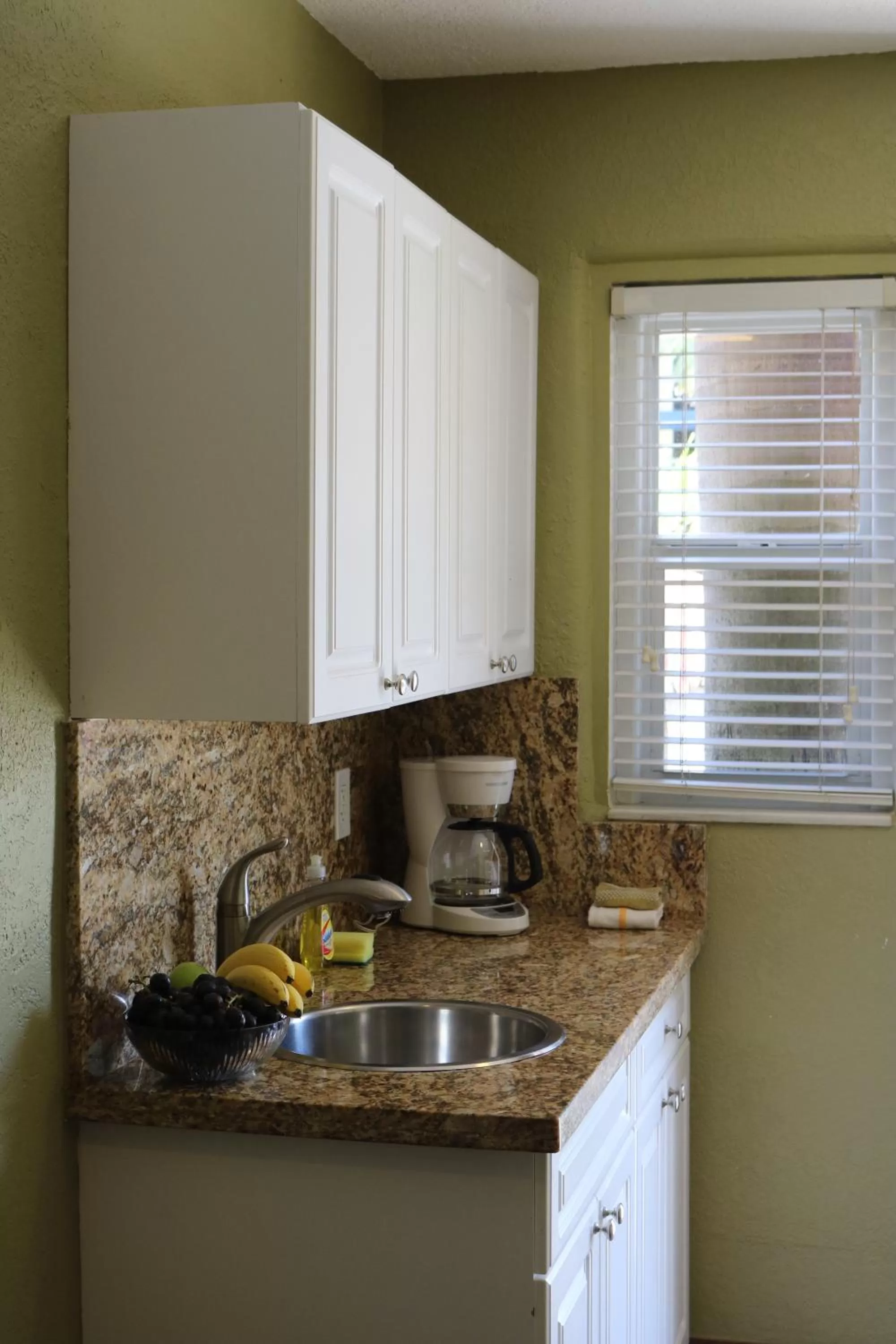 Kitchen or kitchenette in Ocean Drive Villas