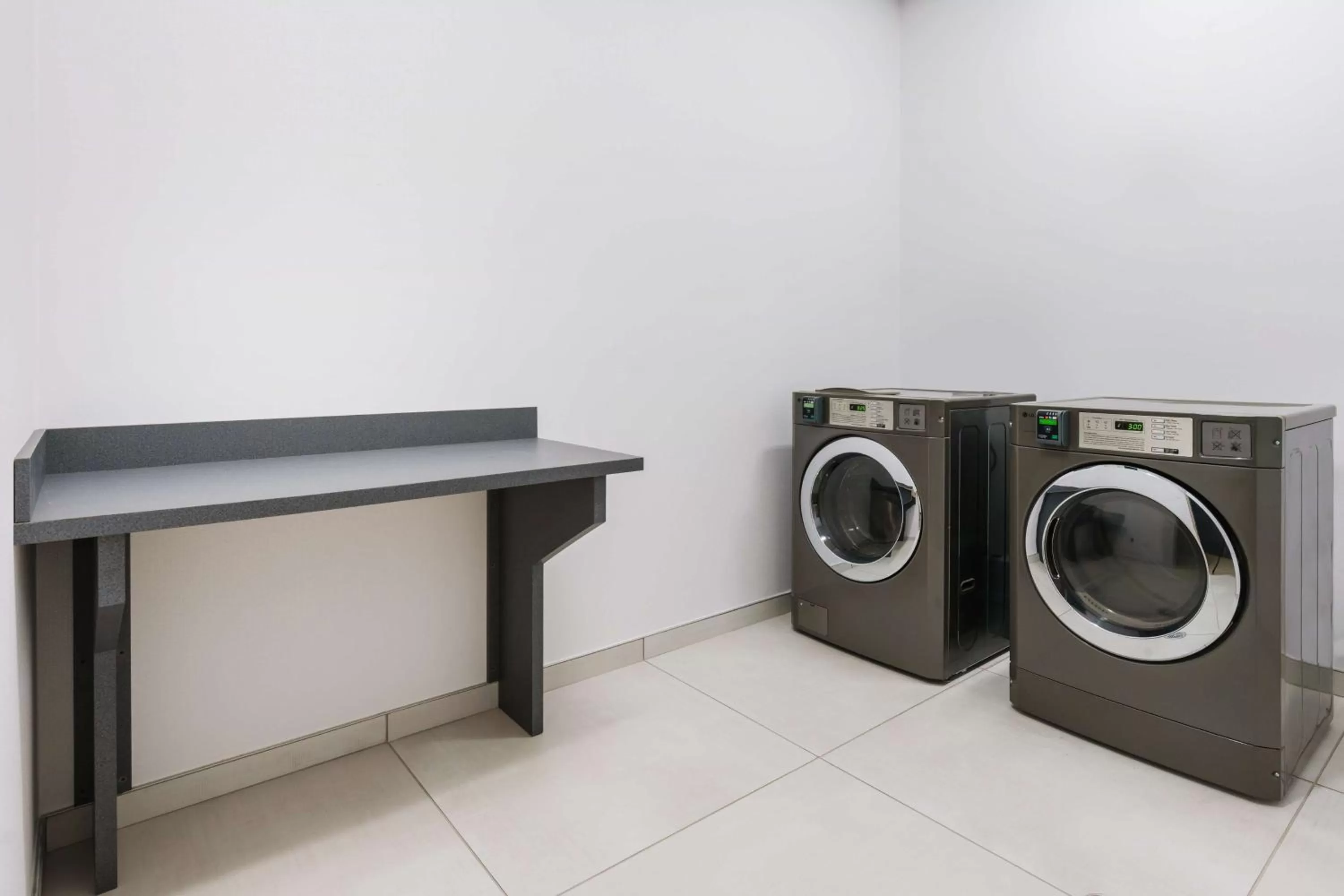 Property building in Hilton Garden Inn Apopka City Center, Fl