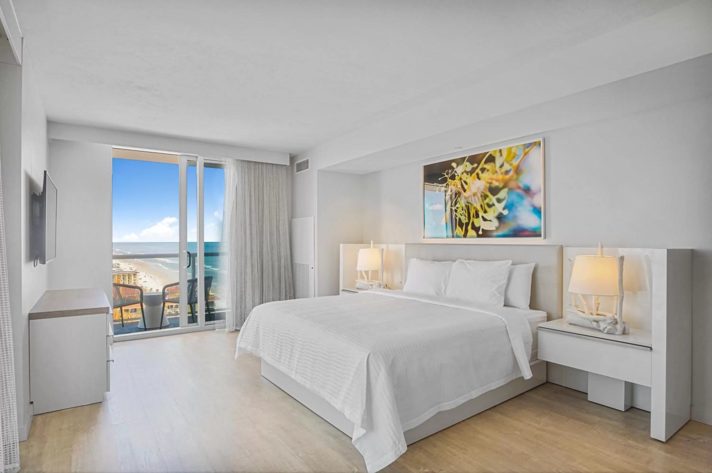 Bedroom, Bed in Daytona Grande Oceanfront Resort