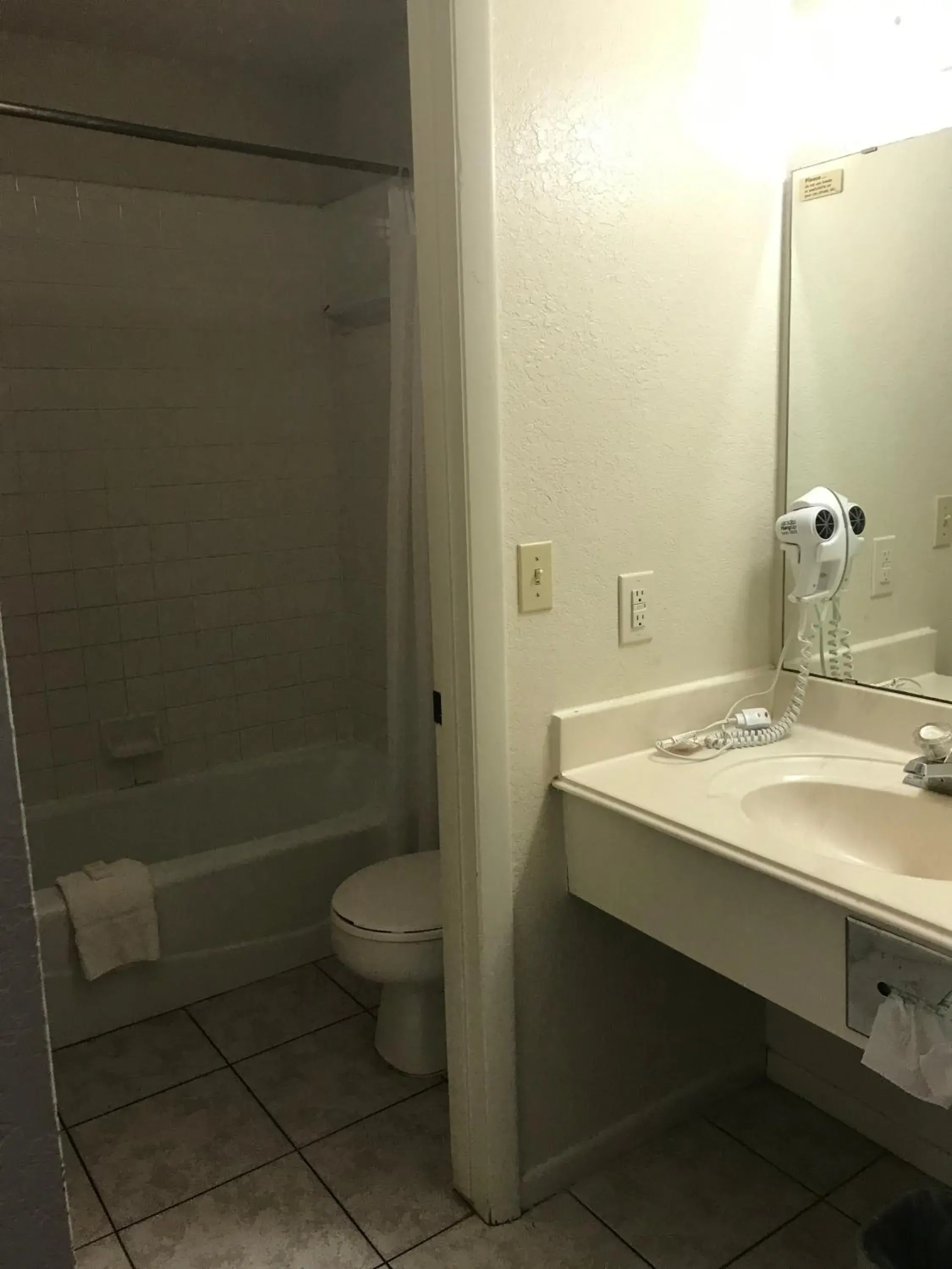 Sunset Inn and Suites Sunset Inn and Suites