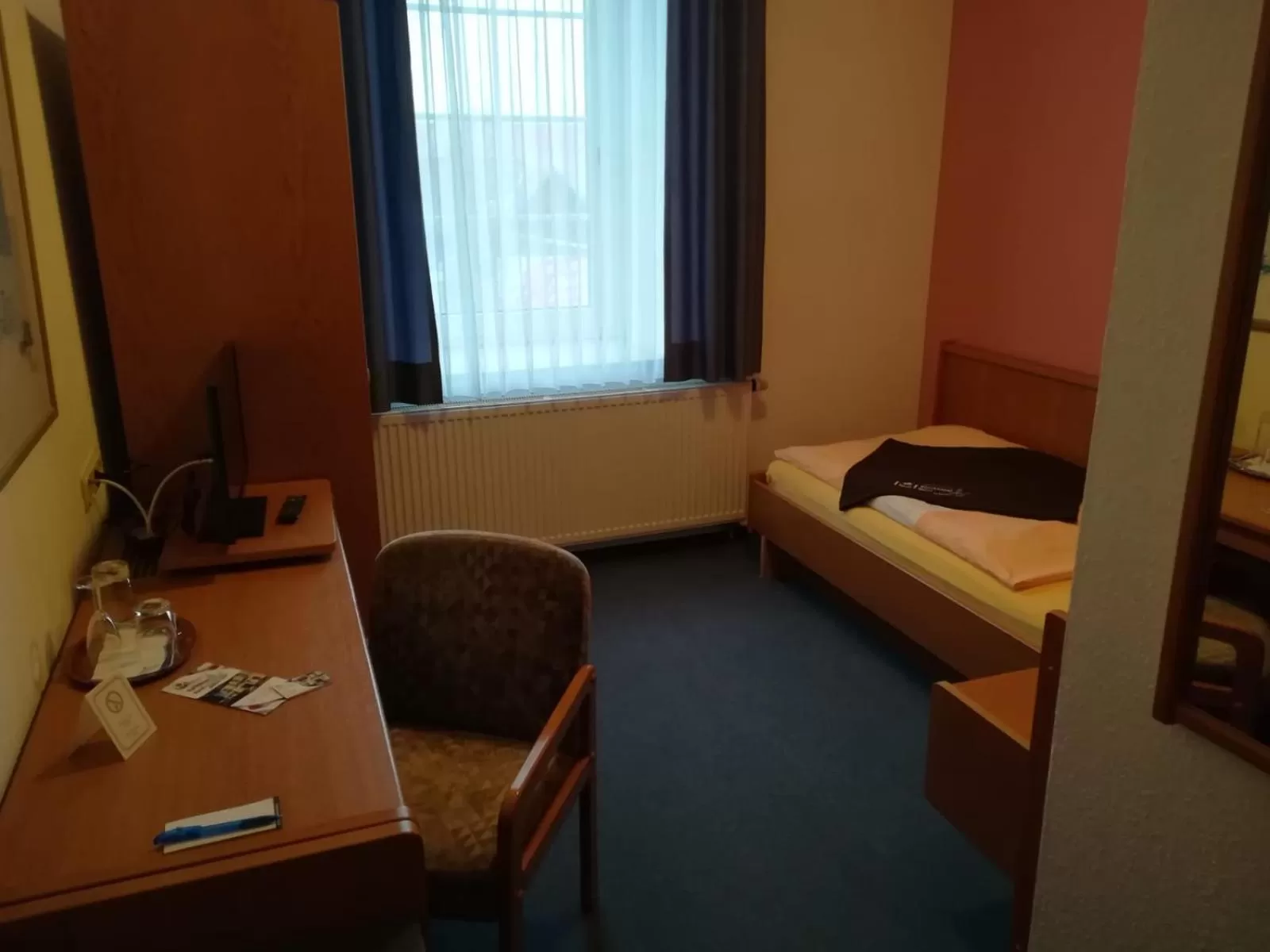 Bed in Kyffhäuserhotel "Goldene Aue"