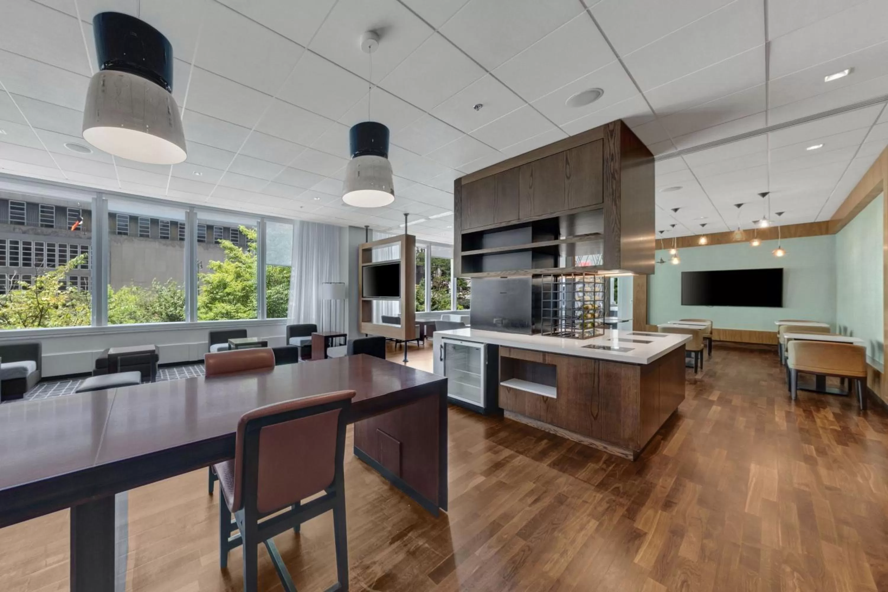 Lounge or bar in New York Marriott at the Brooklyn Bridge