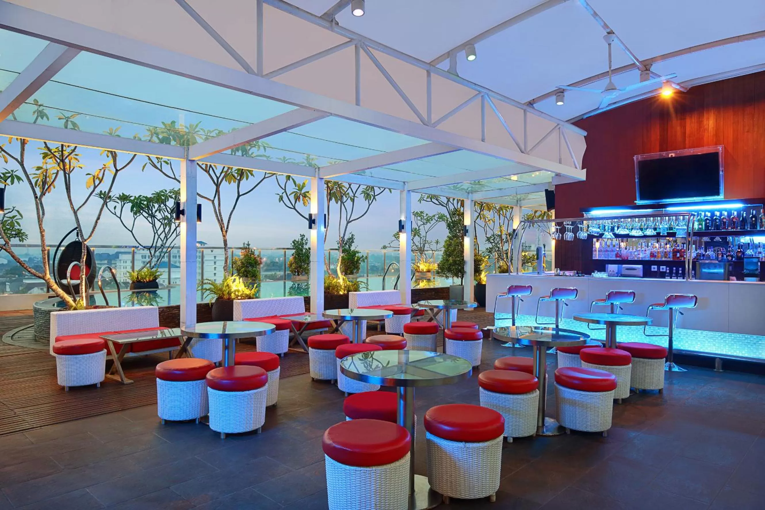 Lounge or bar in ibis Styles Yogyakarta