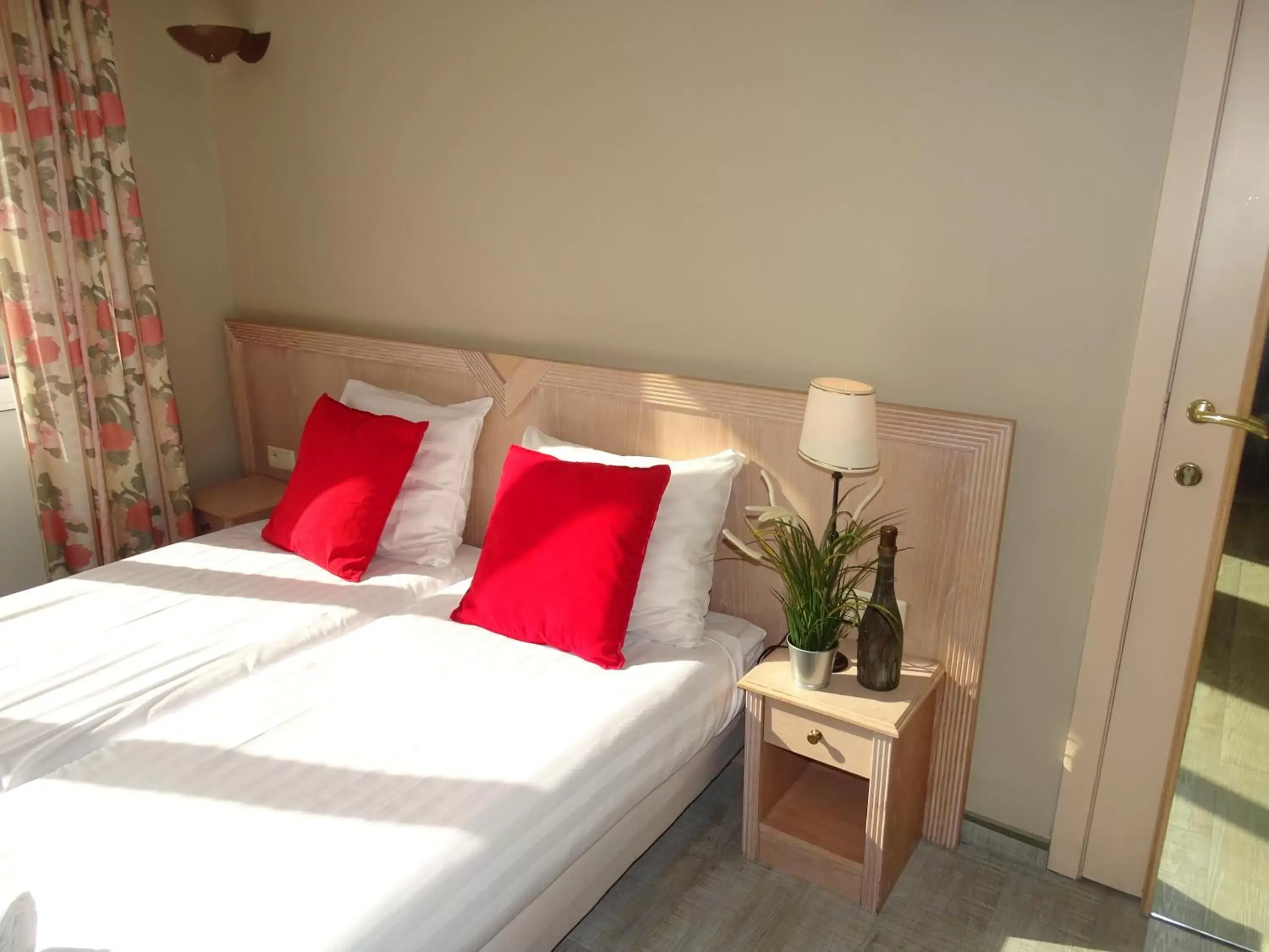 Comfort Twin Room in Value Stay Blankenberge Comfort Twin Room in Value Stay Blankenberge