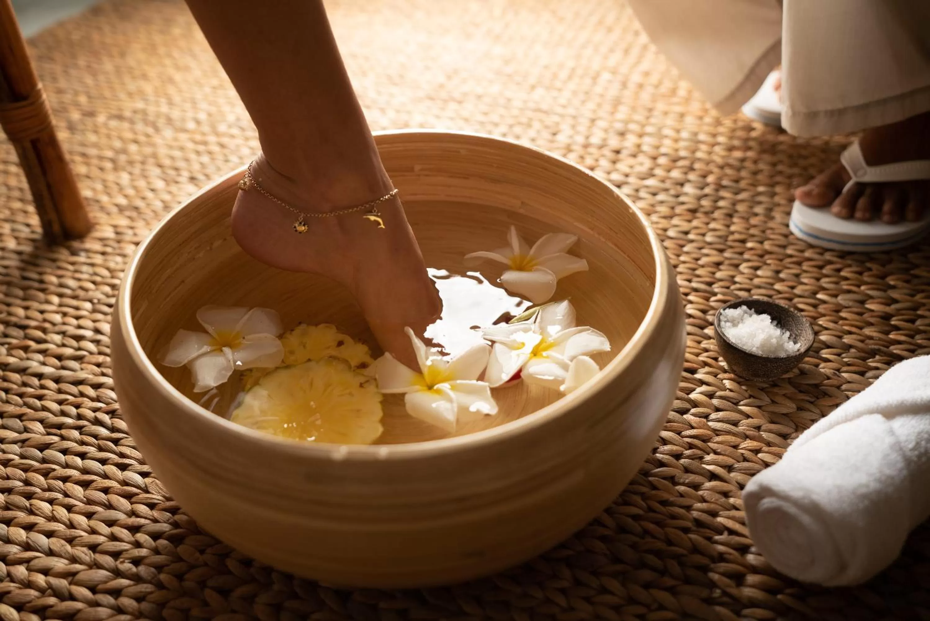 Massage in White Boutique Hotel and Residences