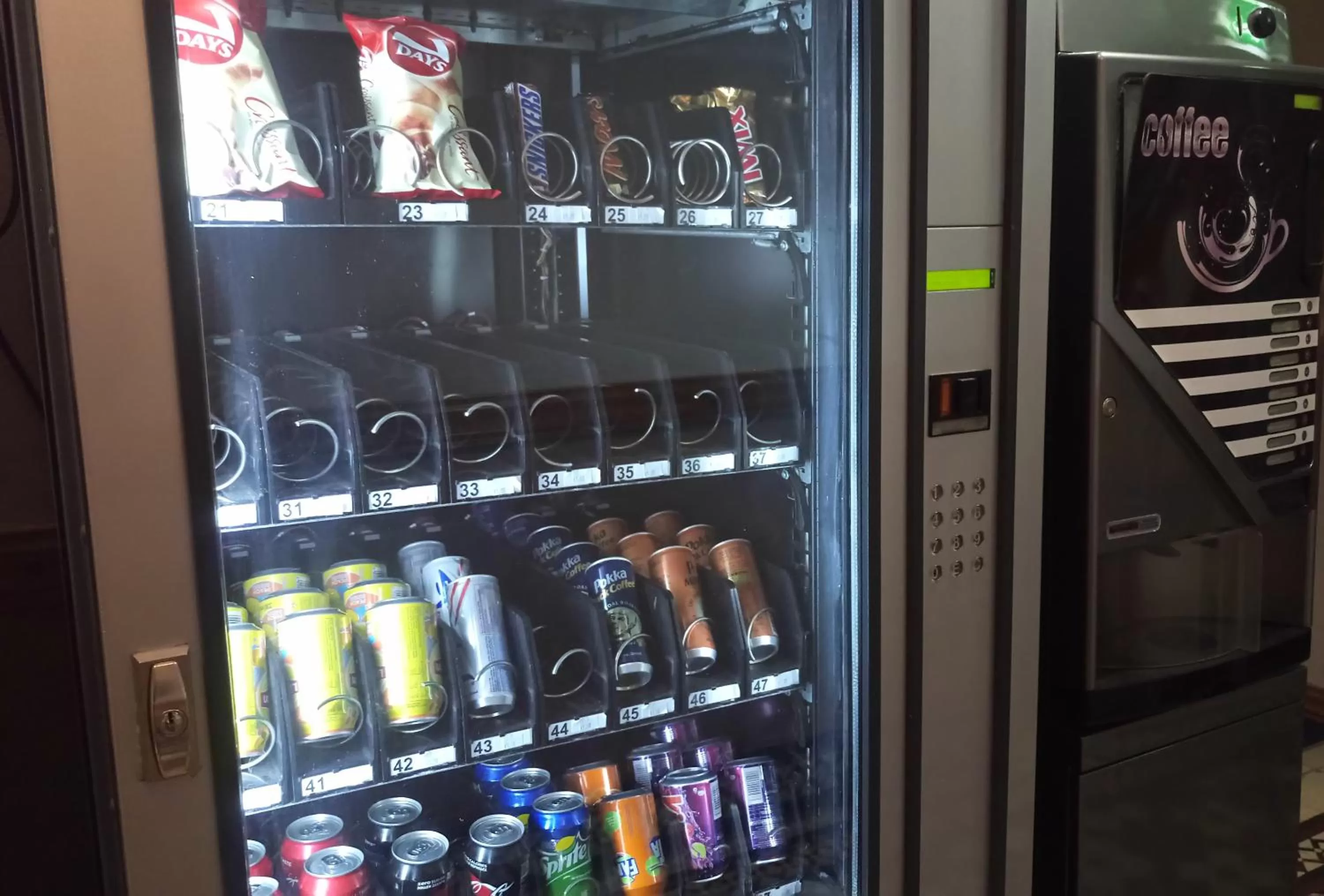 Shopping Area in Castelli Hotel Nicosia