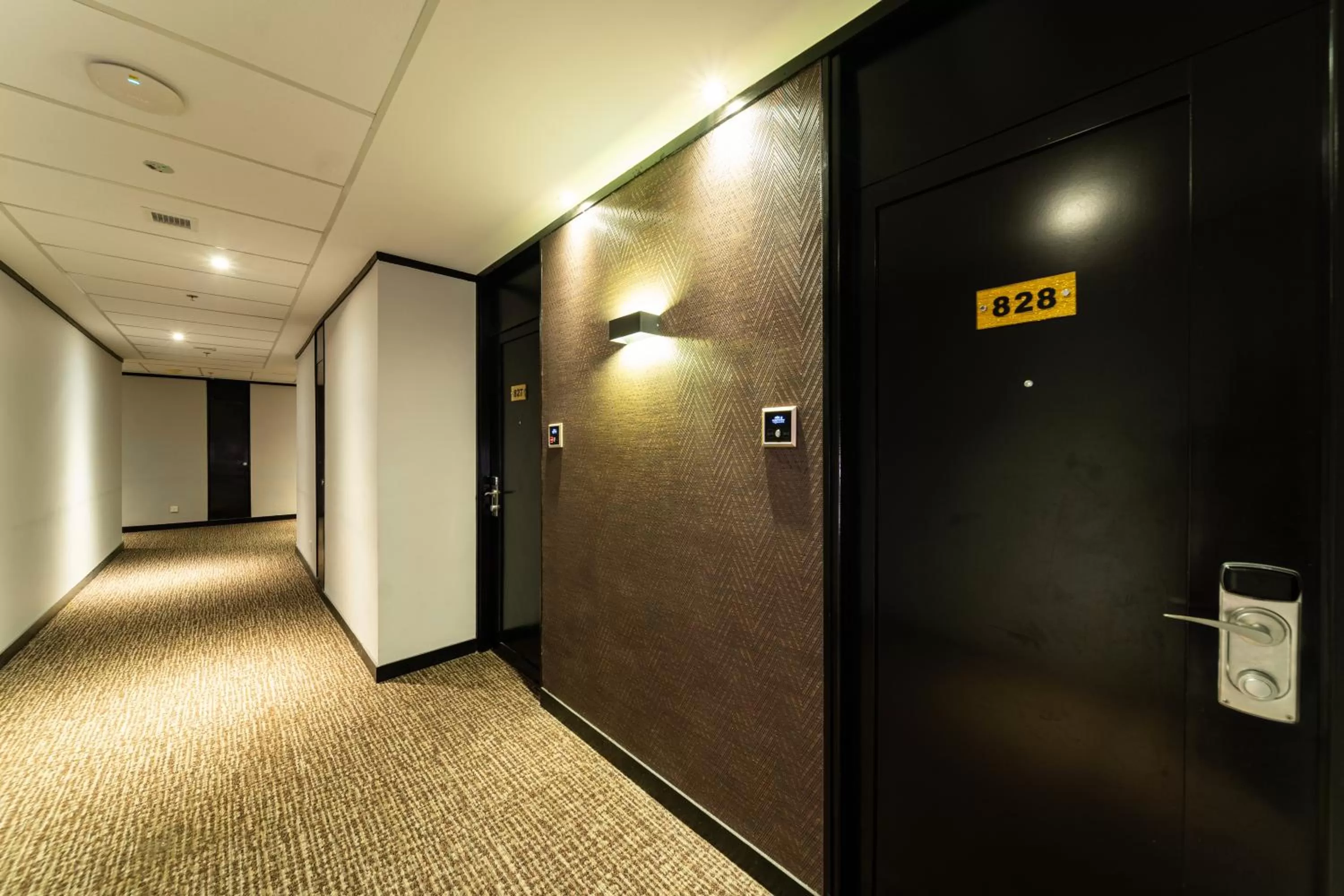 Lobby or reception in Hotel Royal Queens