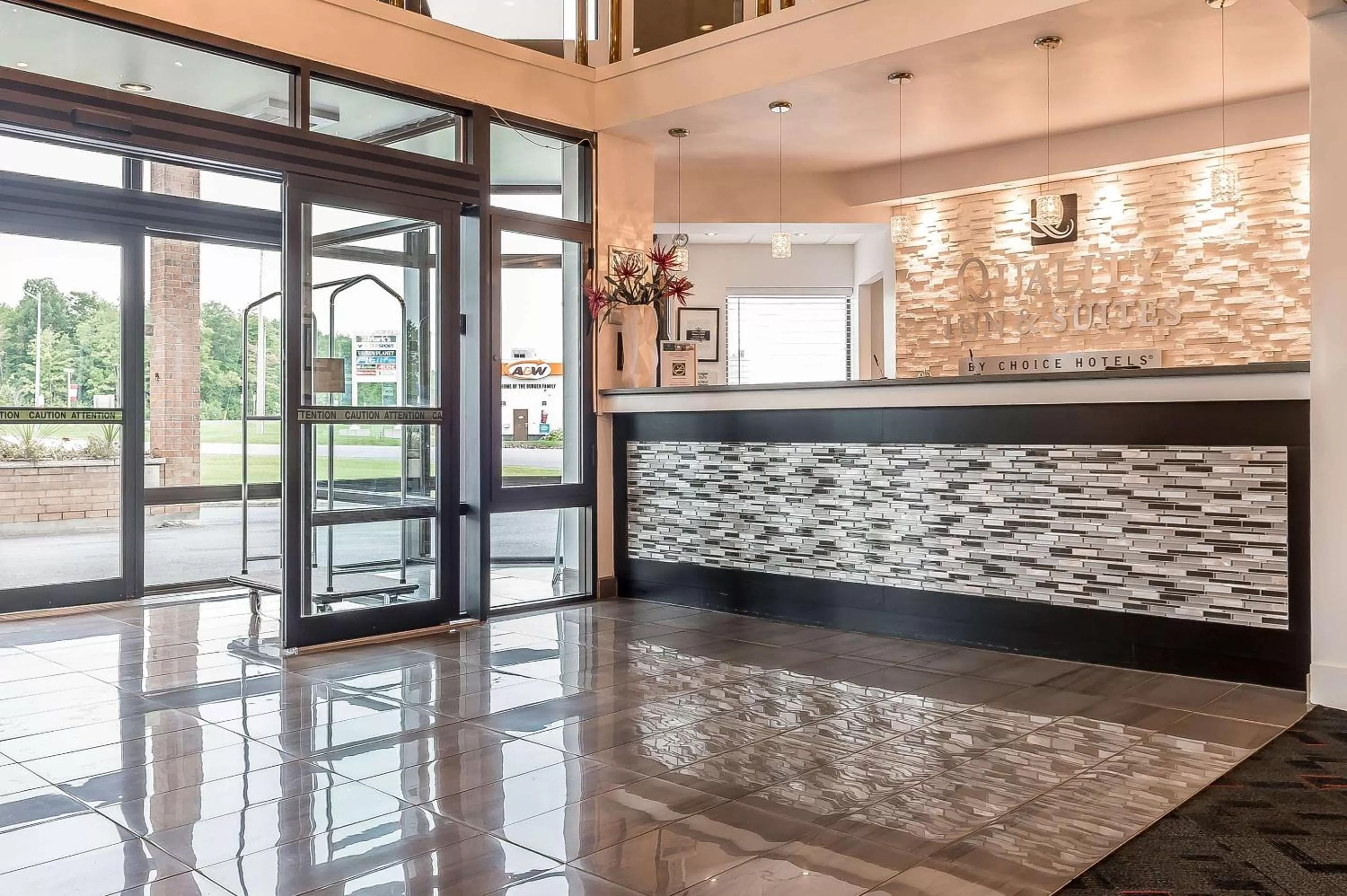 Lobby or reception in Quality Inn & Suites