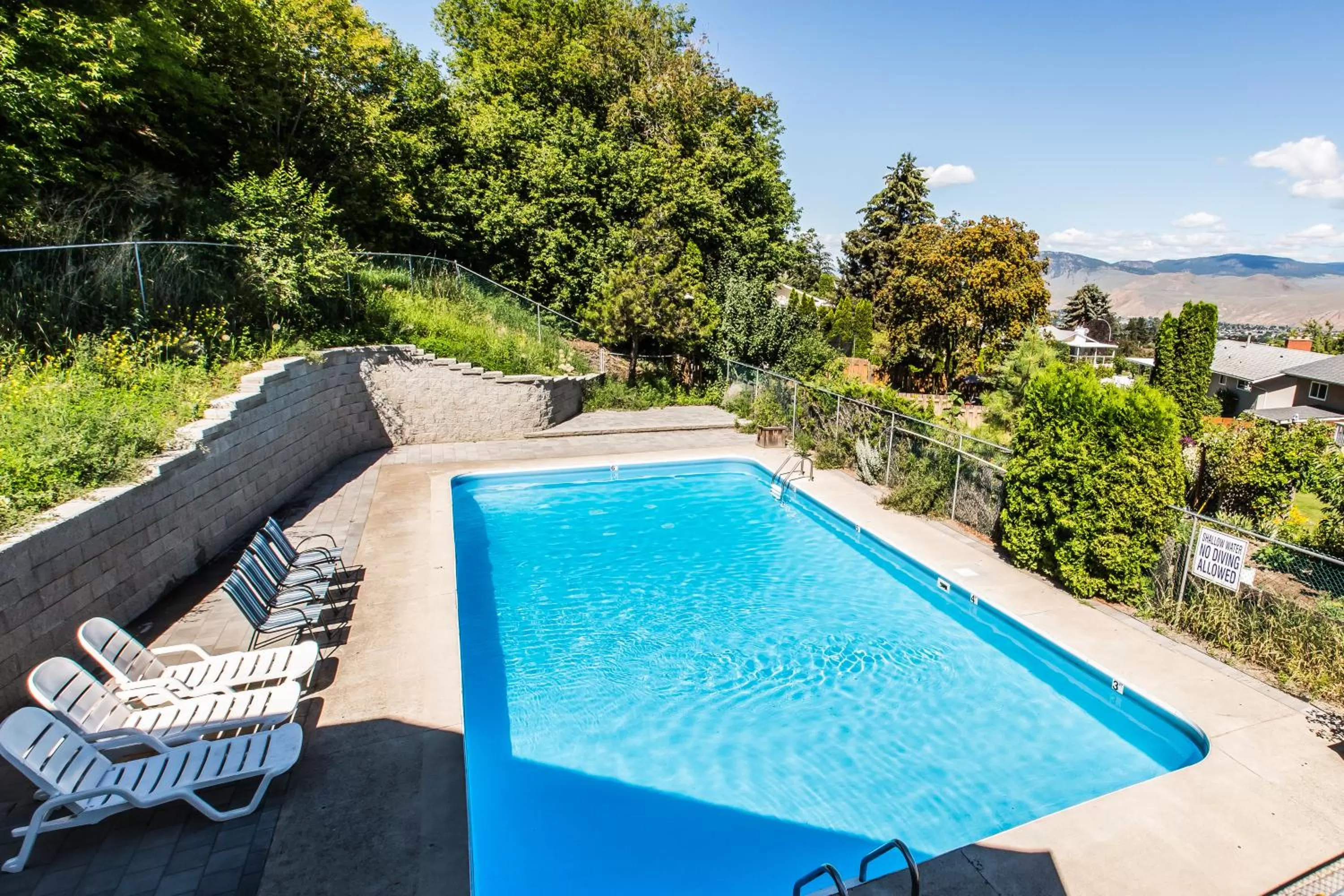 Aqua park in Grandview Motel