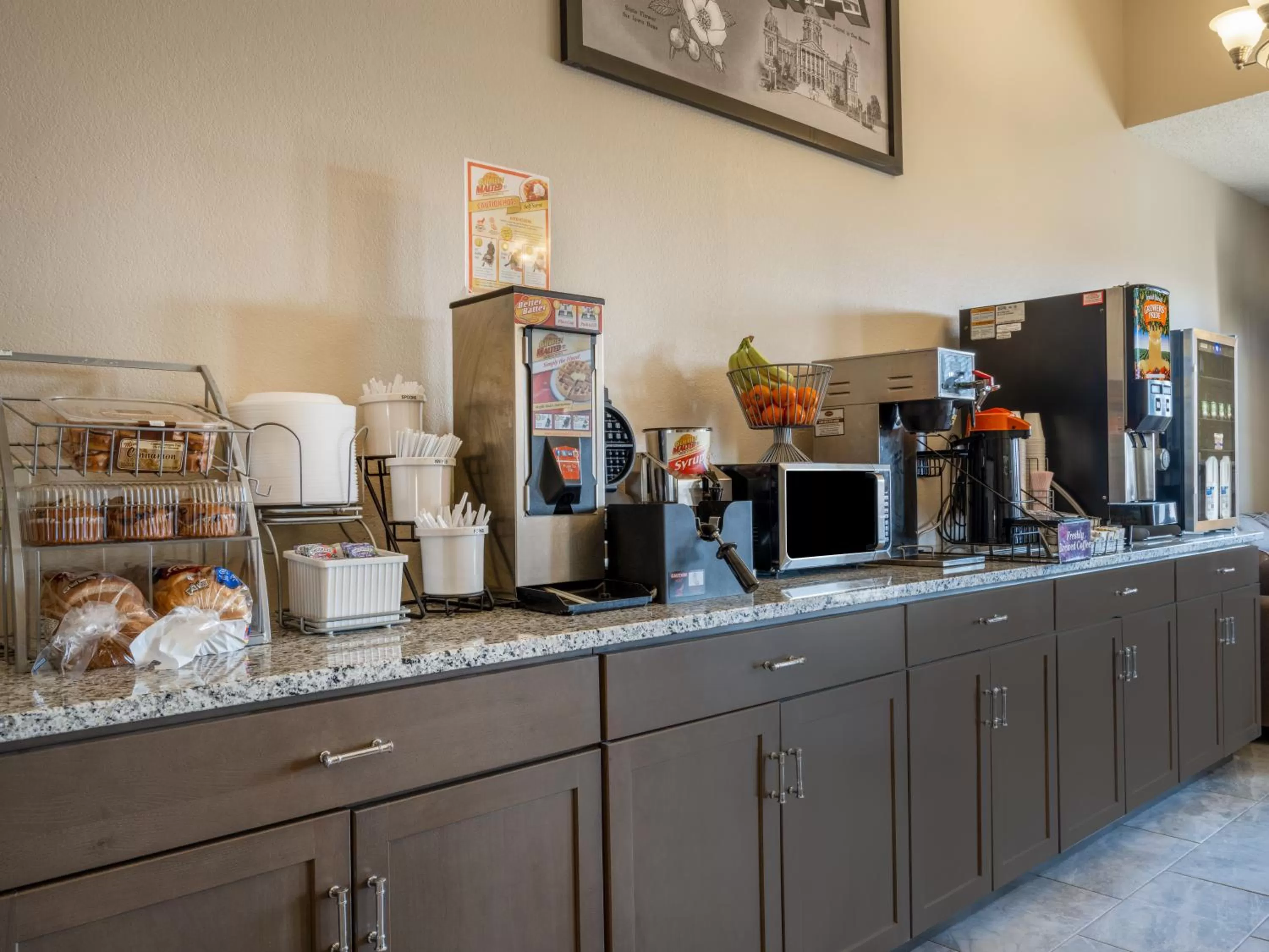 Breakfast in Super 8 by Wyndham Clinton